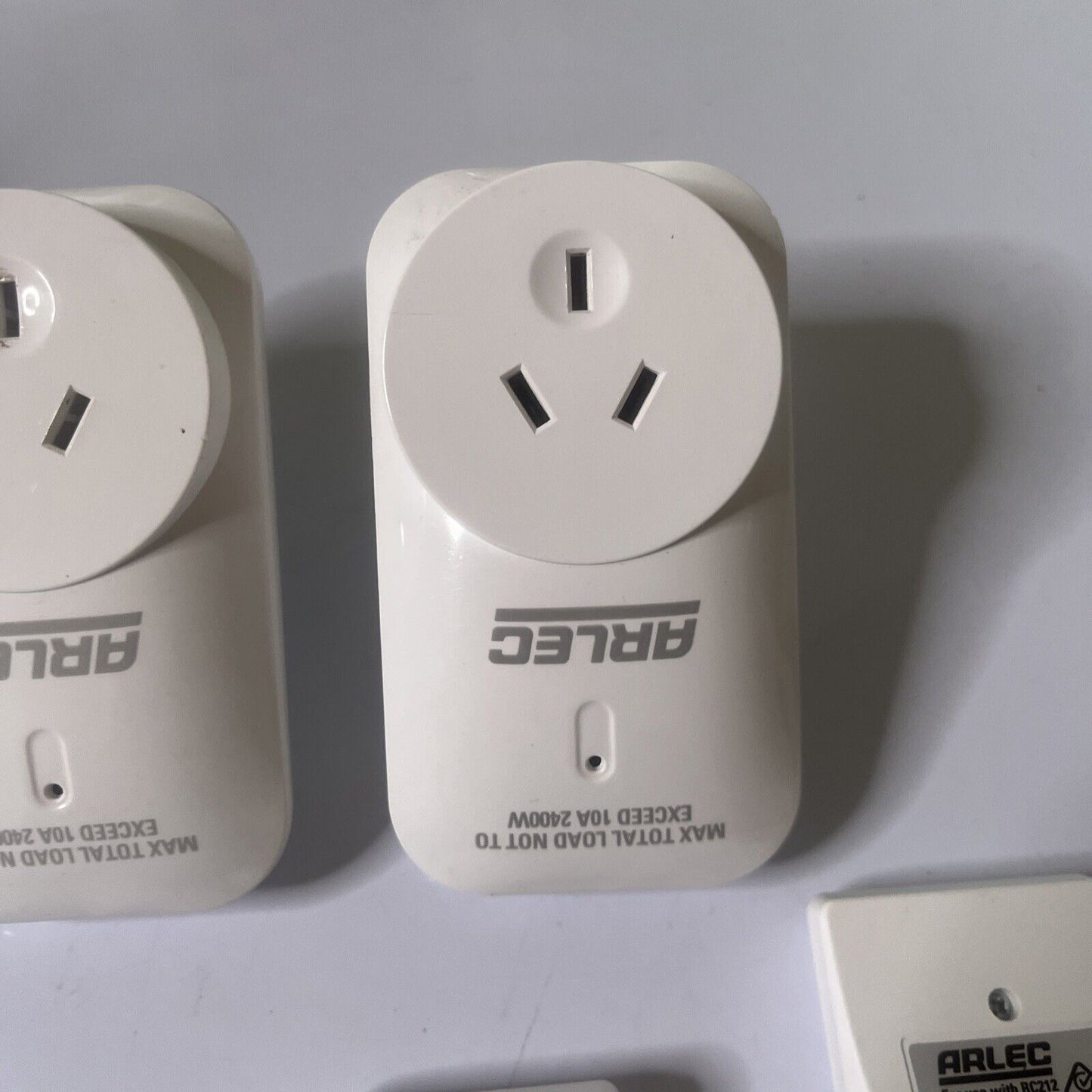 2x Arlec RC212 Series 2 Remote Control Power Outlet Switch Controller