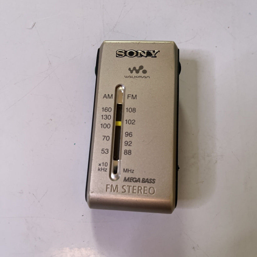 Sony Walkman SRFS84 AM/FM Radio *Not Working & Missing Battery Lid