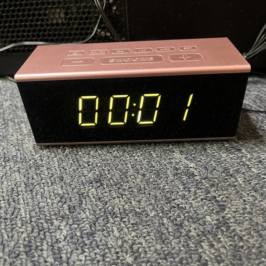 Anko Clock Radio AM/FM Urban Rose Gold CAA-18030