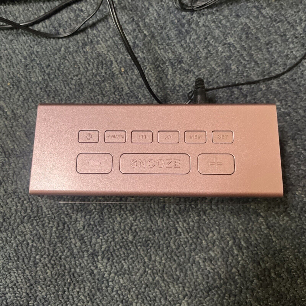 Anko Clock Radio AM/FM Urban Rose Gold CAA18030 Retro Unit