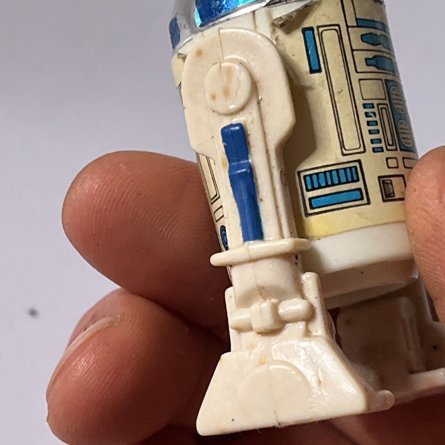 Vintage R2D2 Star Wars Figure G.M.F.G.I 1977 2" Action Figure