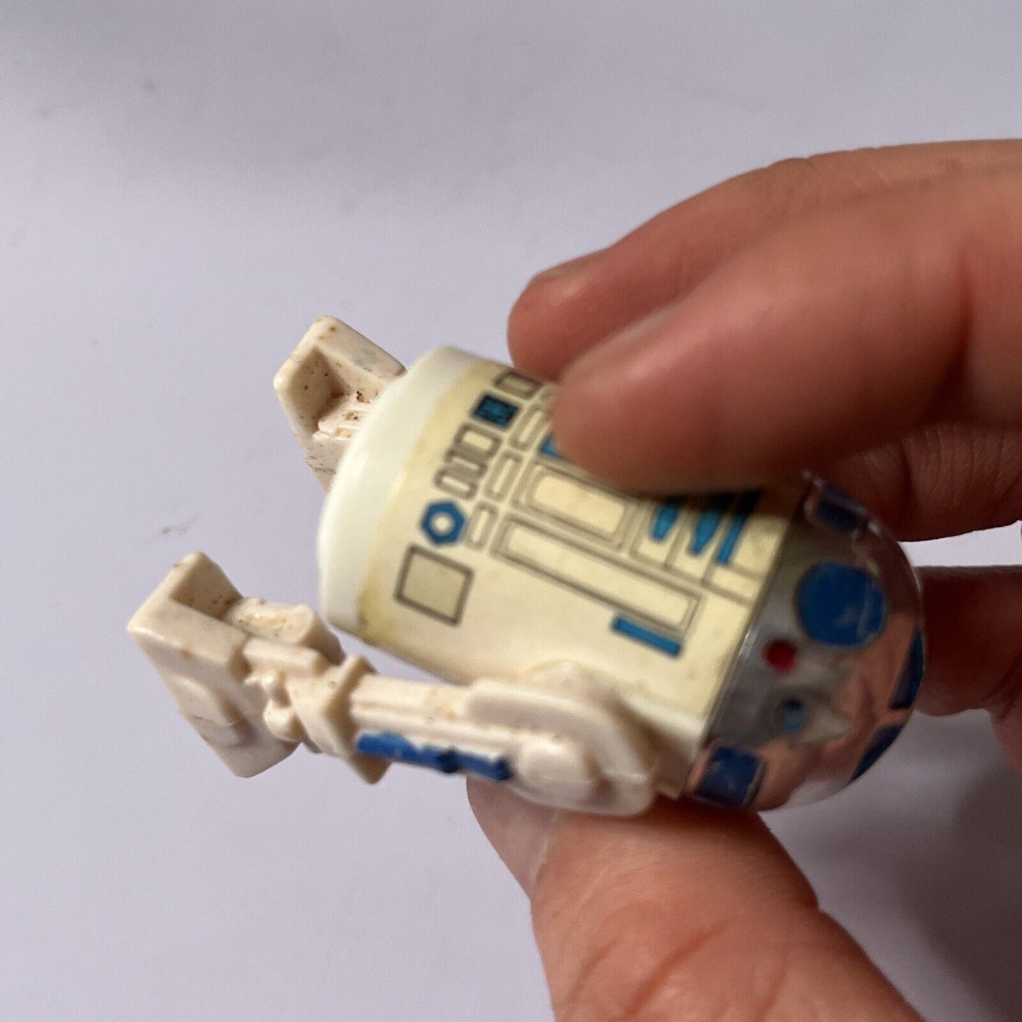 Vintage R2D2 Star Wars Figure G.M.F.G.I 1977 2" Action Figure
