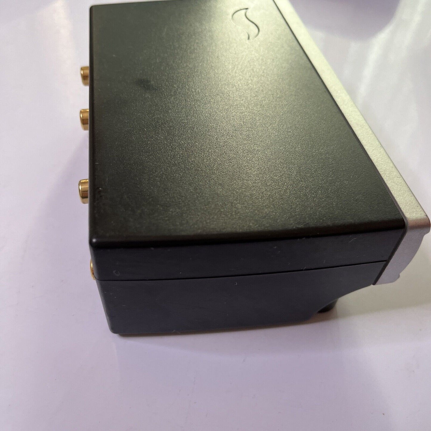 AV Switcher AV S-Video 2-Way Switch AVS 24A