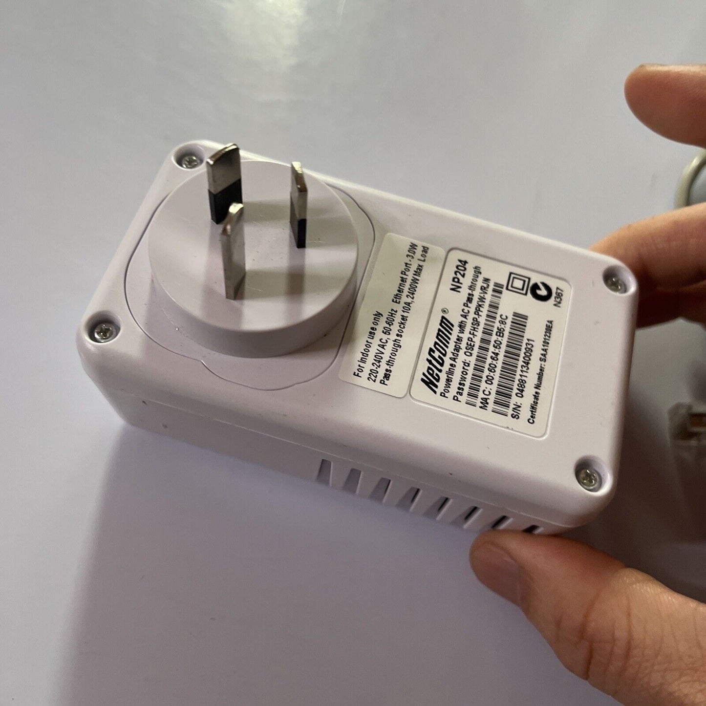 2x Netcomm Powerline Adapters NP204 Pass-Through Socket 200mbps