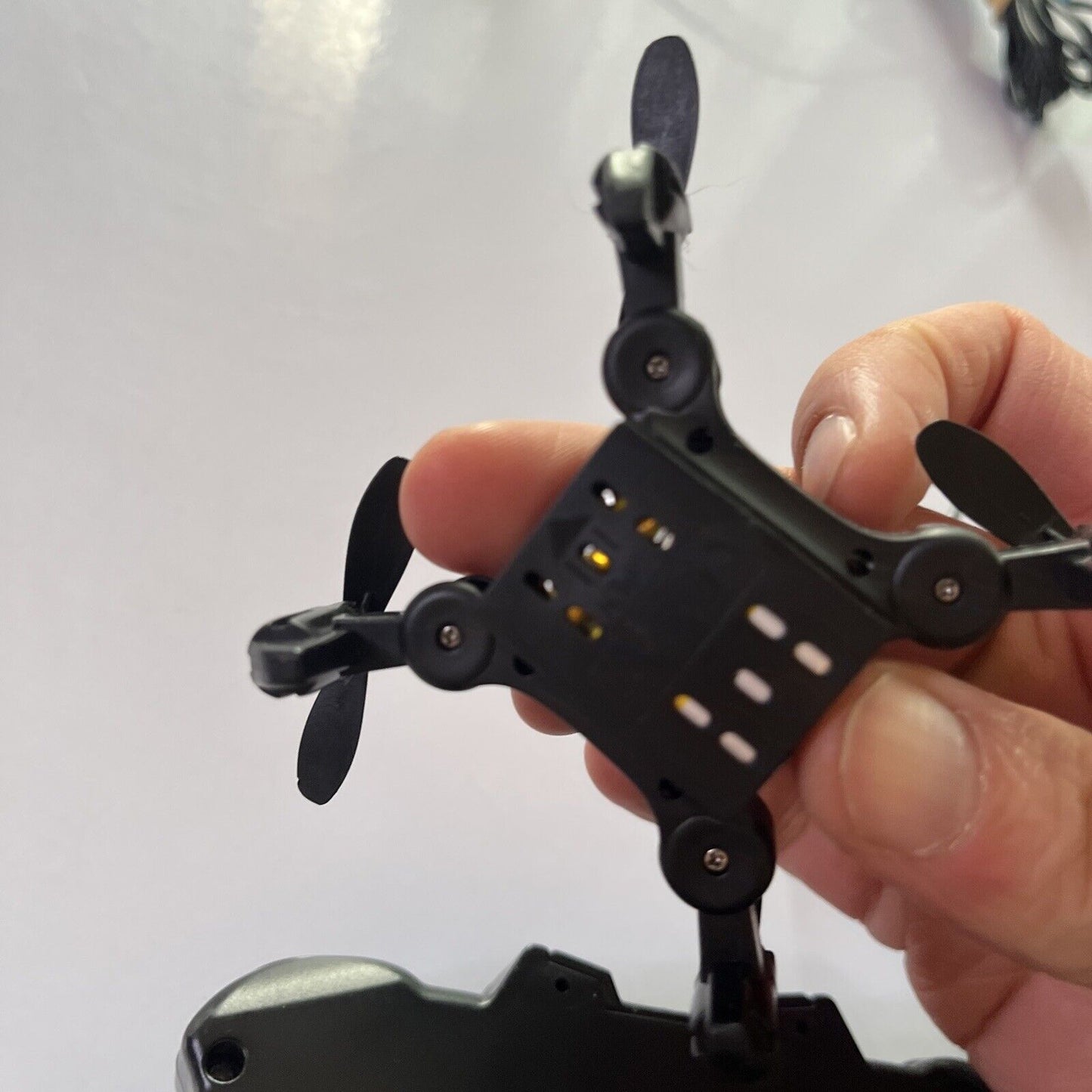 Locy-v2 Quadcopter Mini Drone