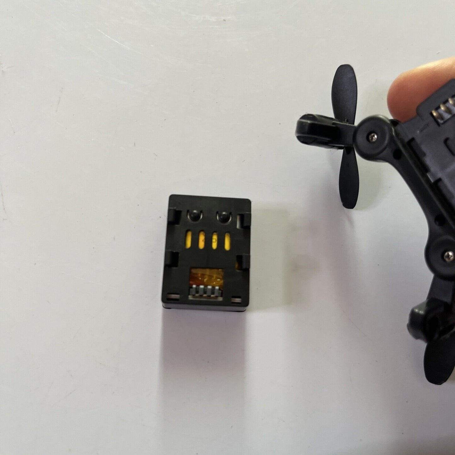 Locy-v2 Quadcopter Mini Drone