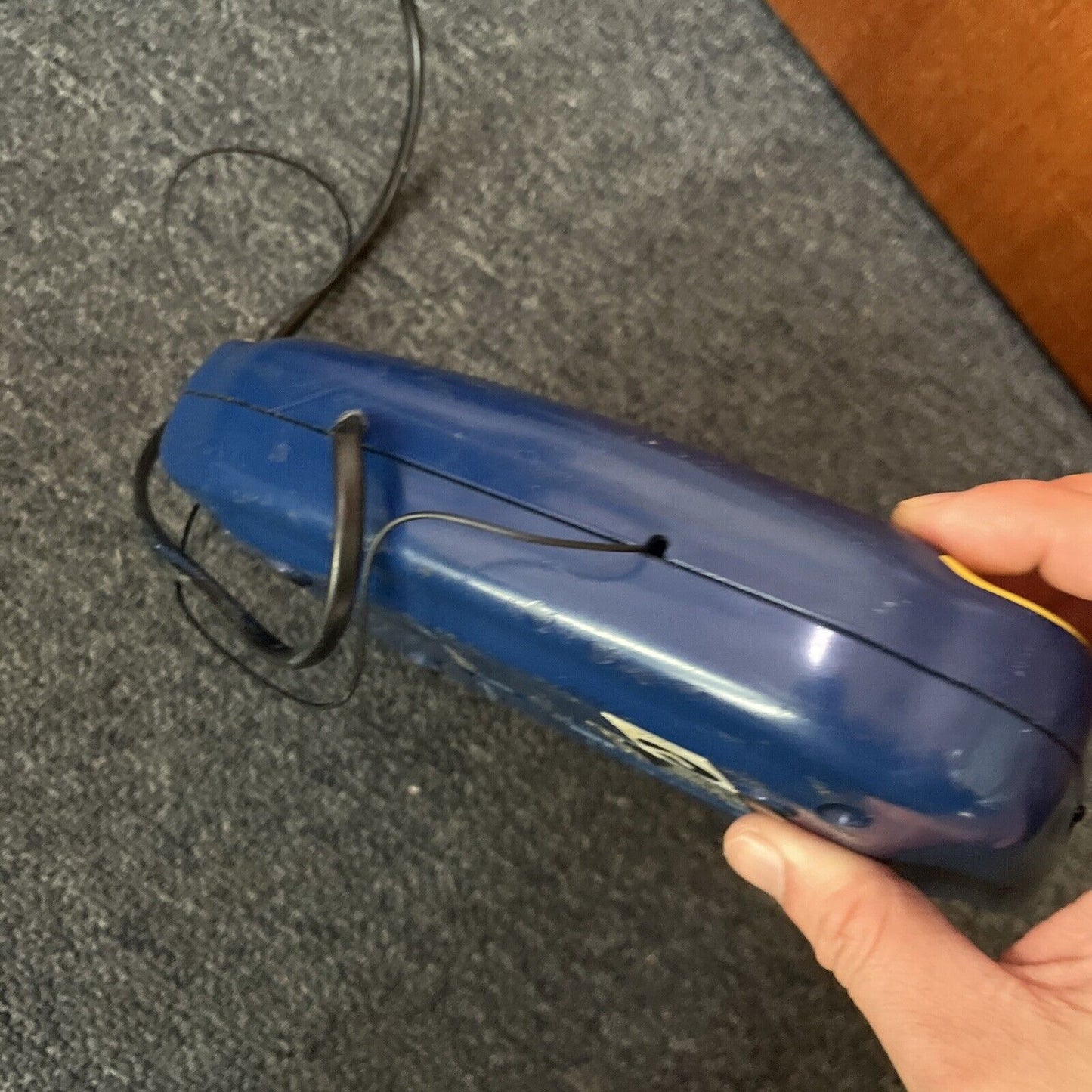 Vintage Adelaide Crows Football Club Alarm Clock AM/FM Radio SX-65