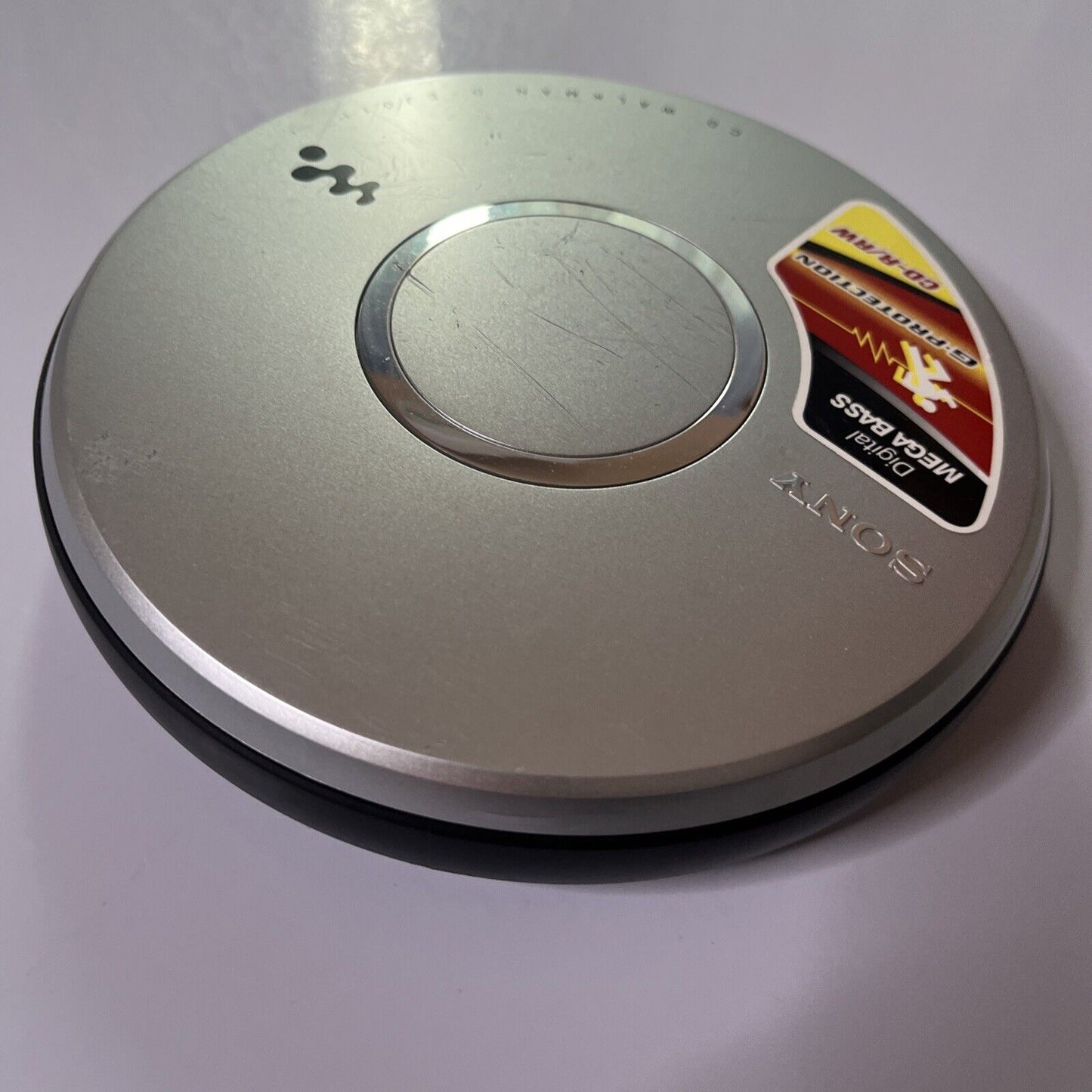 Sony CD Portable Walkman D-EJ011 *Not Working - For Parts Or Repair Only*