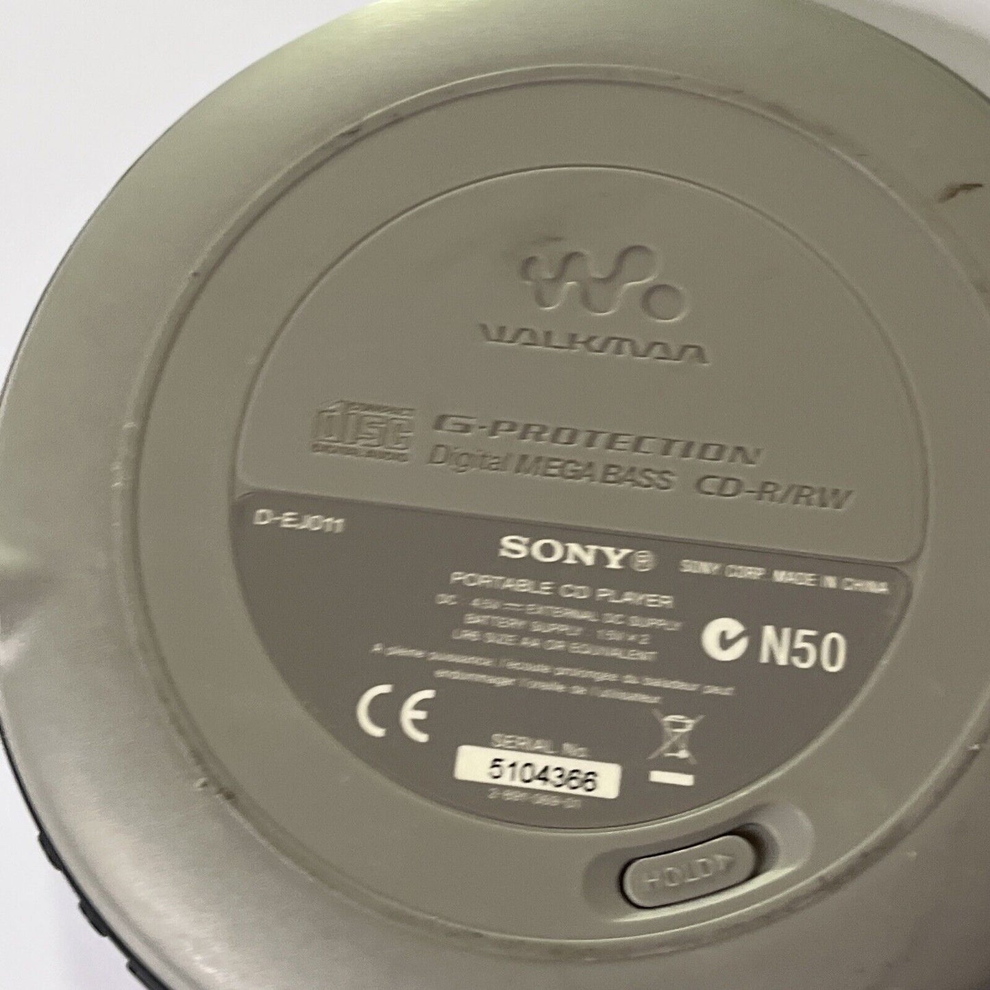 Sony CD Portable Walkman D-EJ011 *Not Working - For Parts Or Repair Only*