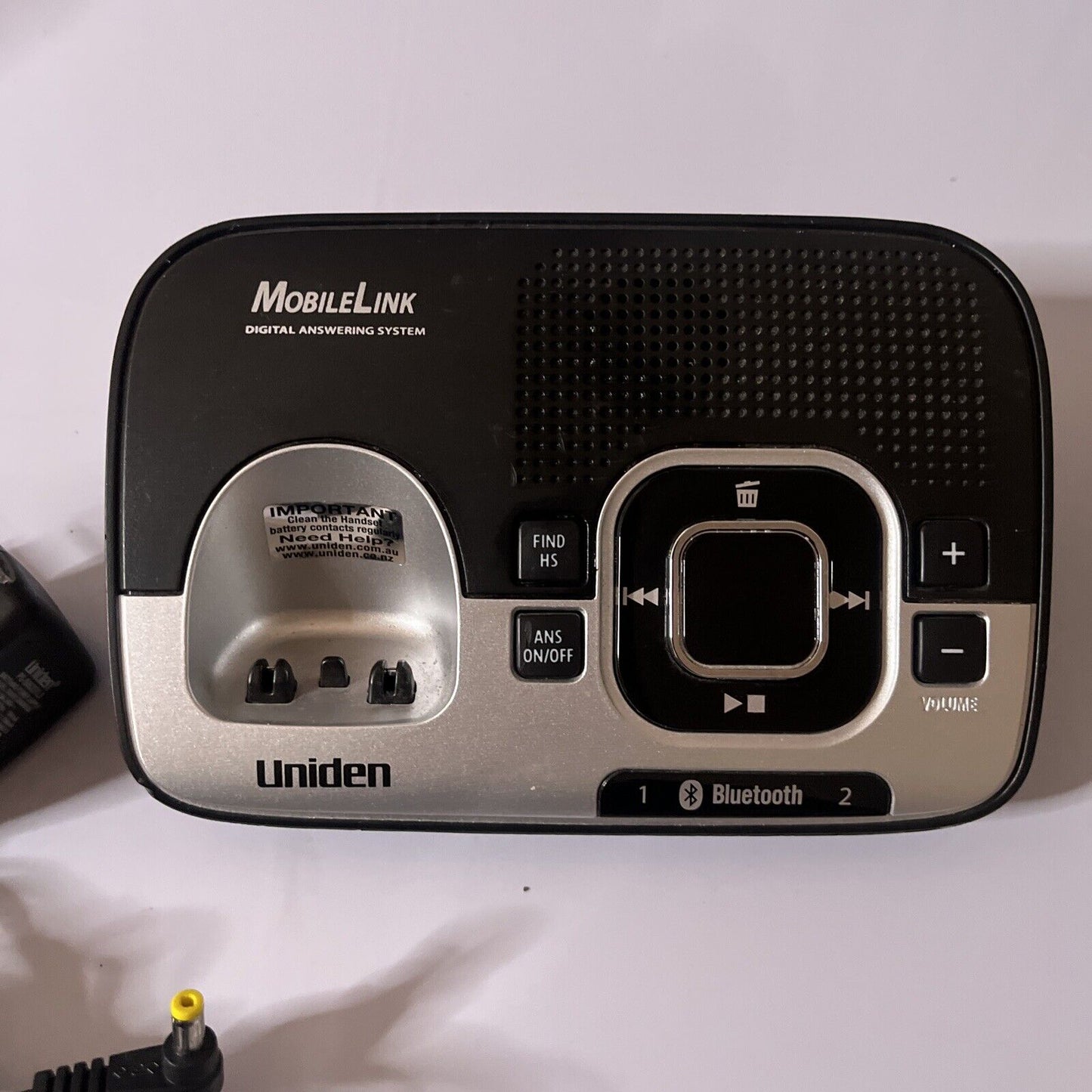 Uniden MobileLink Digital Answering Machine  DECT3136BT+1 *No Handset*
