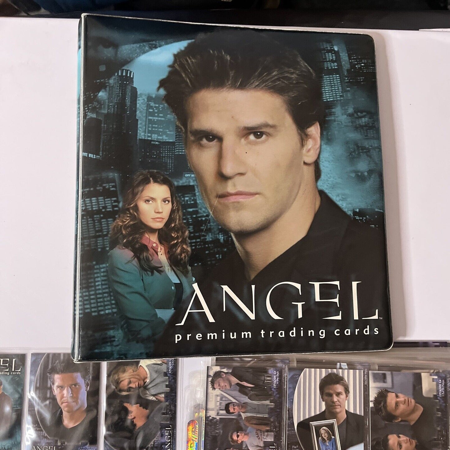 Angel Premium Trading Cards: Folder And 270 Cards Inkworks