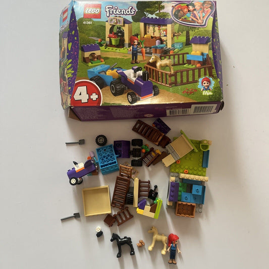 LEGO FRIENDS: Mia's Foal Stable (41361) *Incomplete - No Manual & Uncounted*