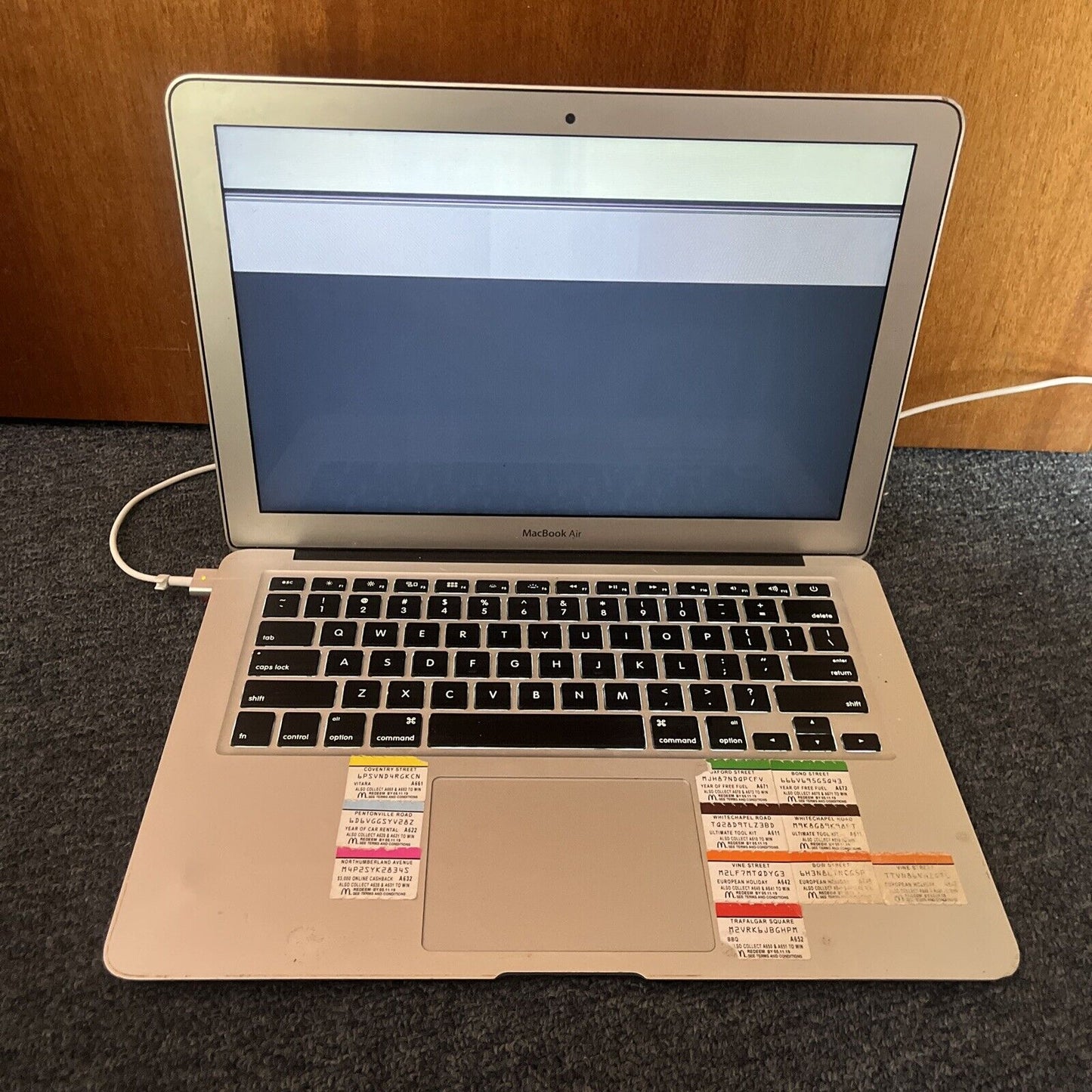 MacBook Air (13-inch, 2017) Laptop A1466 EMC 3178 *for Parts or Repair*