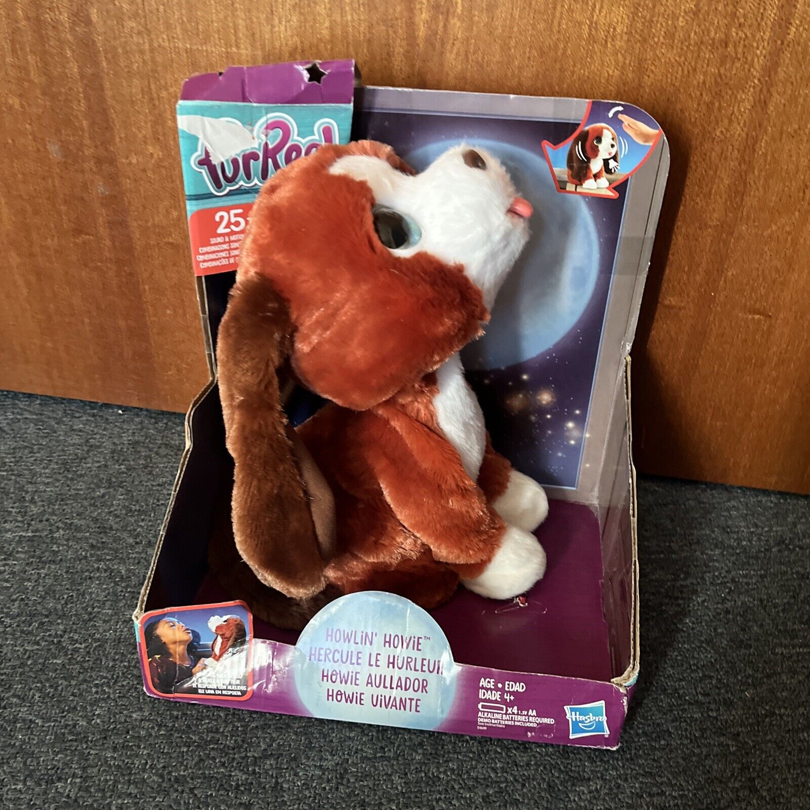 FurReal Howlin' Howie Interactive Plush Pet Toy – Retro Unit