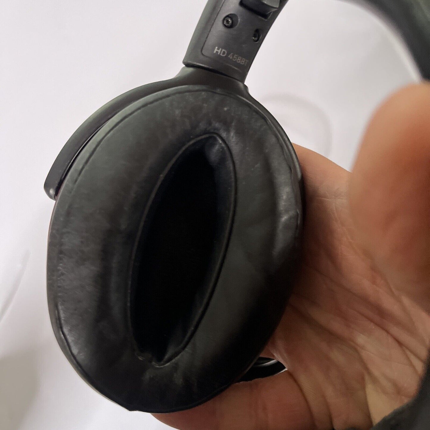 Sennheiser HD 458BT Wireless Noise Cancelling Headphones