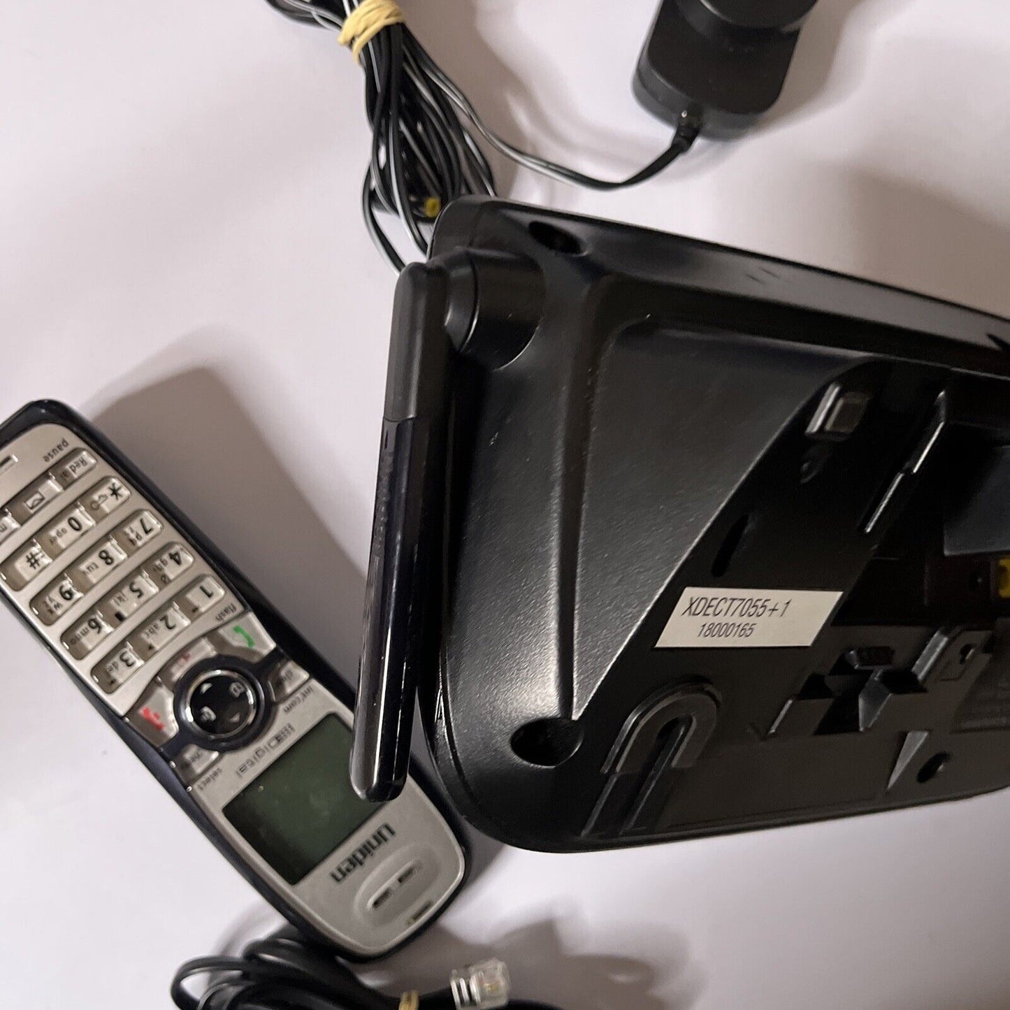 Uniden XDECT7055+1 Digital Answering Machine & 1 Handset