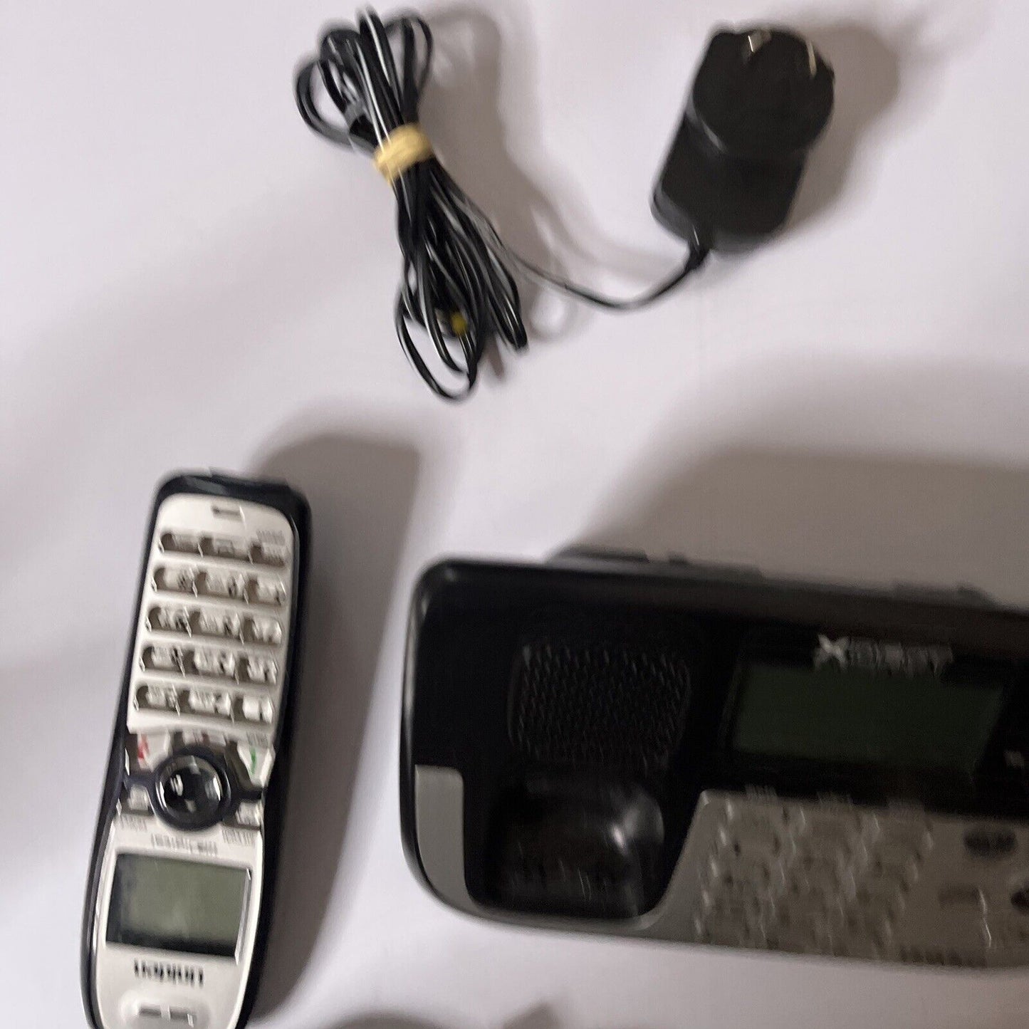 Uniden XDECT7055+1 Digital Answering Machine & 1 Handset