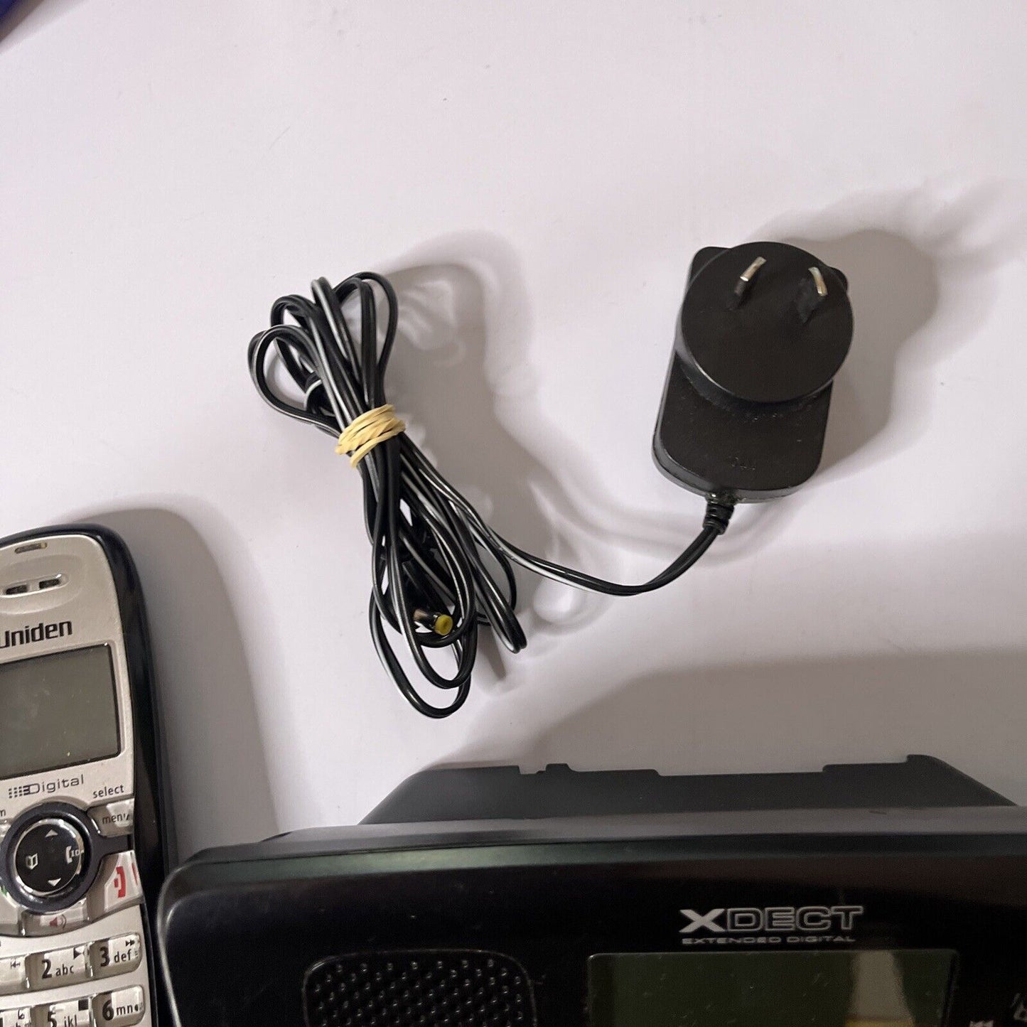 Uniden XDECT7055+1 Digital Answering Machine & 1 Handset