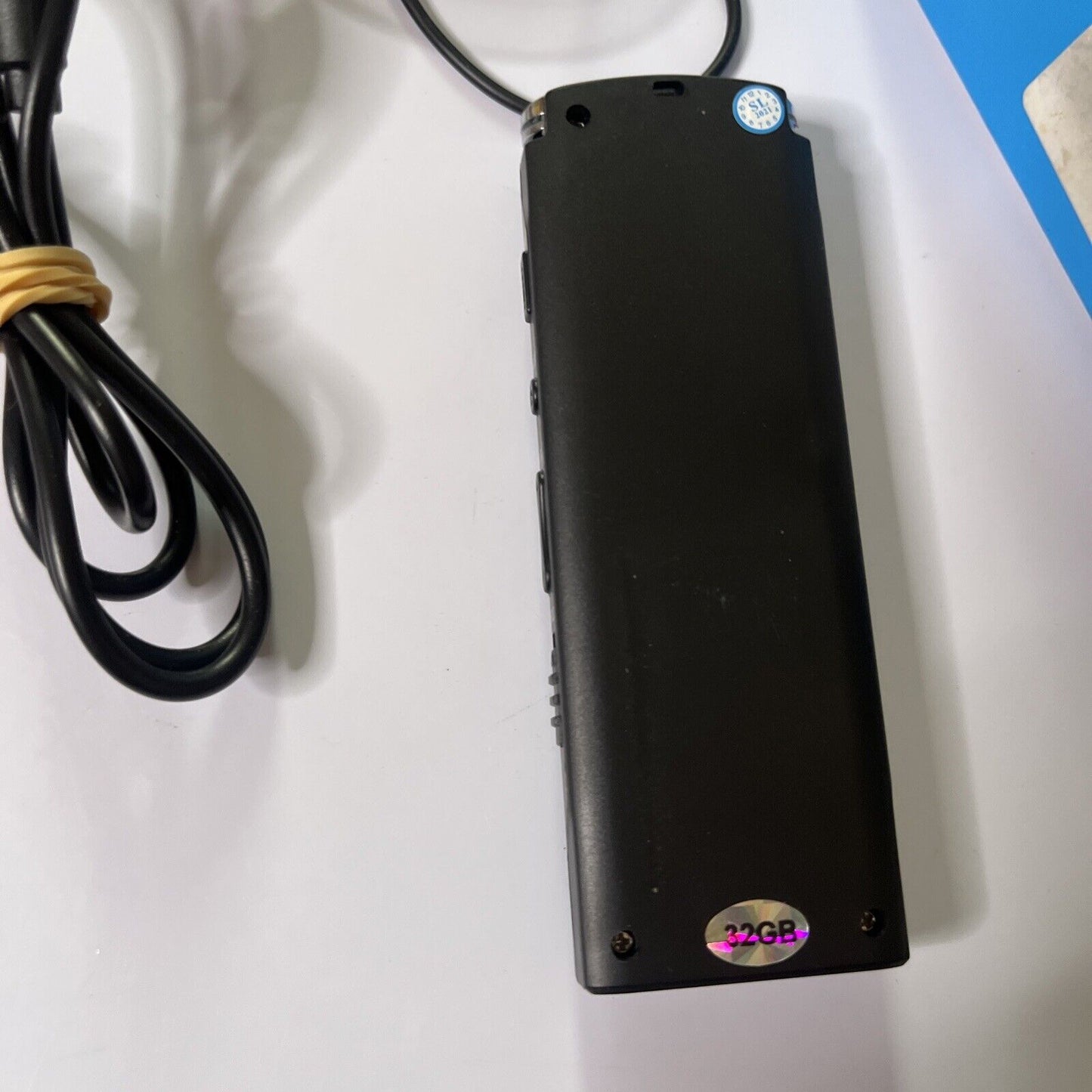 Digital Voice Recorder 32GB With Inbuilt Microphone & Speaker