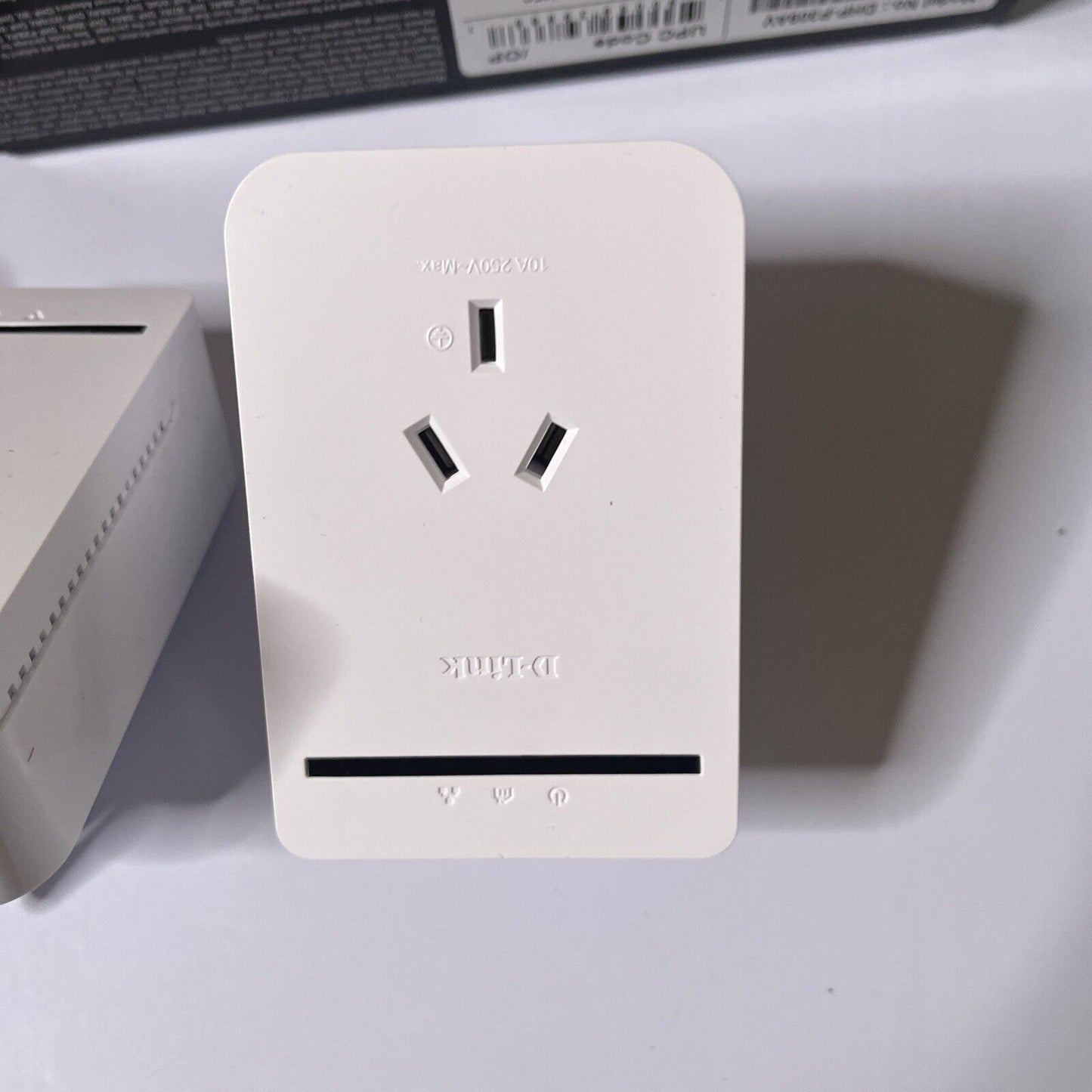 D-Link DHP-P309AV Powerline AV500 Passthrough Network Starter Kit