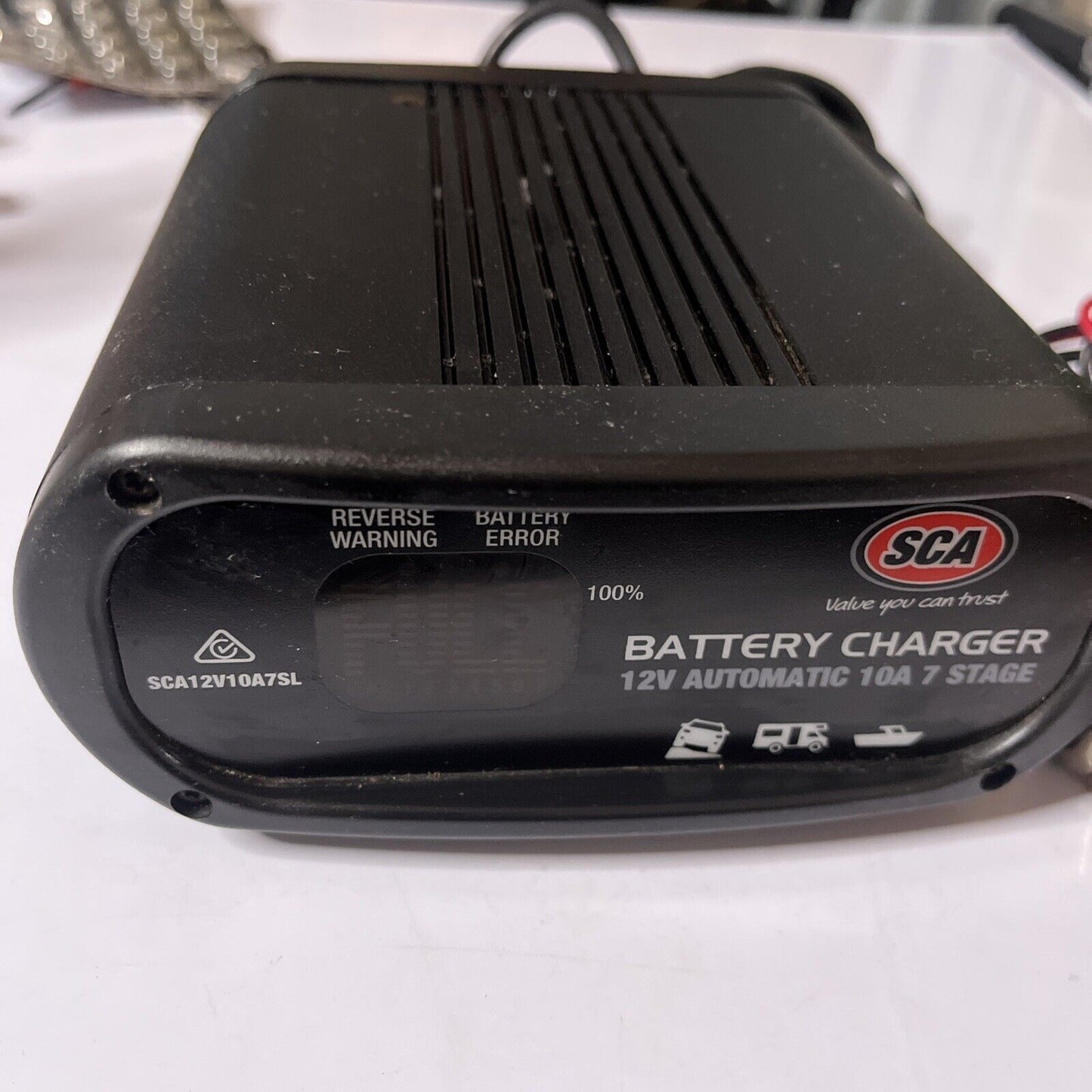 SCA Battery Charger 12V Automatic 10A 7 Stage SCA12V10A8SL