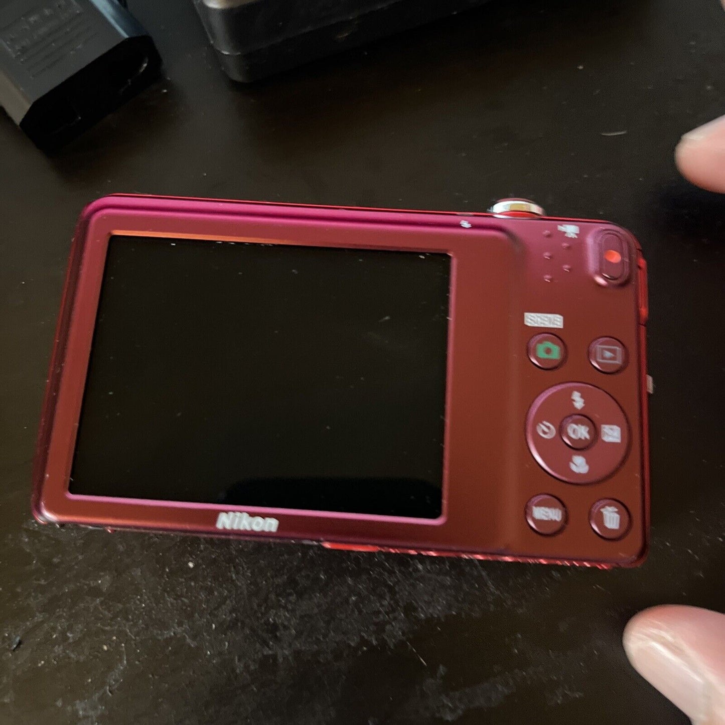 Nikon Coolpix S3500 Digital Camera 20.1 MP Red