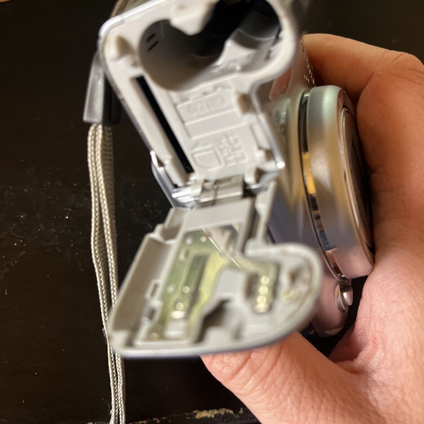 Canon PowerShot A720 IS Digital Camera 8.0MP with Manual and Box