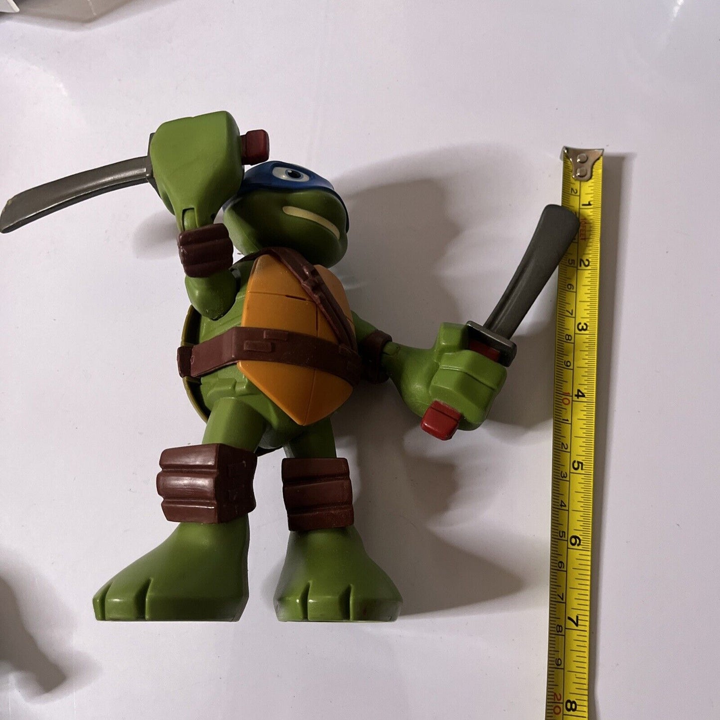 4x Teenage Mutant Ninja Turtles: Raphael, Leonardo