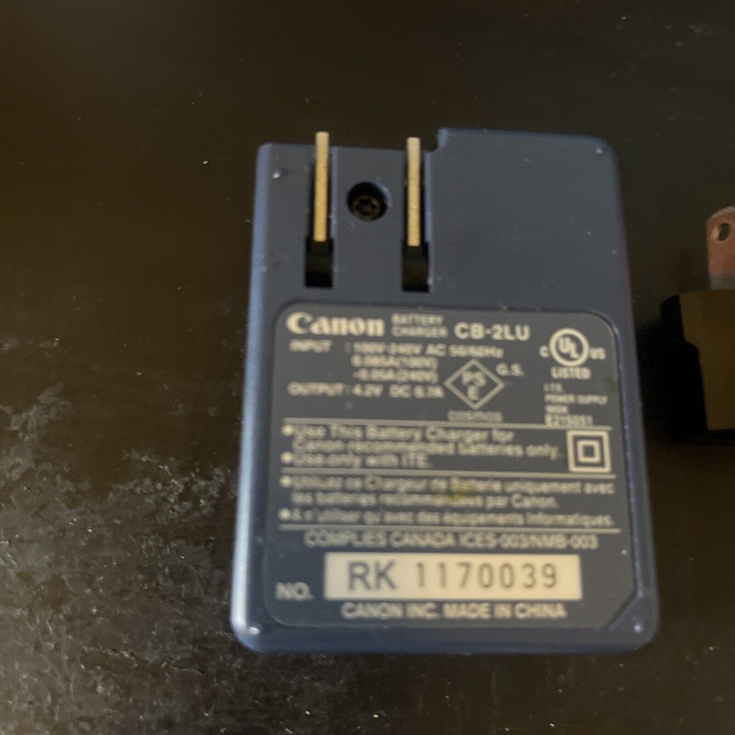 Genuine Canon CB-2LU Battery Charger For NB-3L SD550 SD500 SD110 SD100 SD20