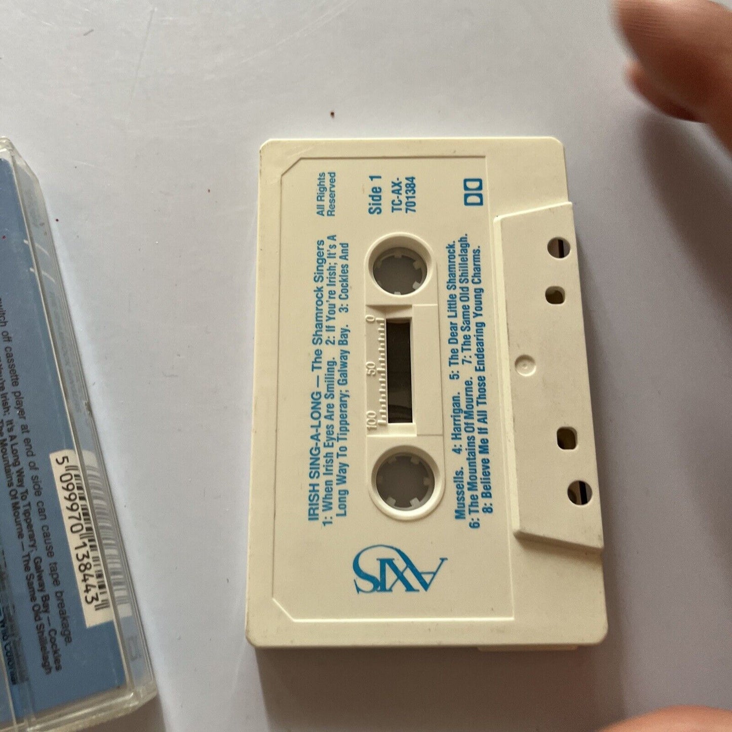 The Shamrock Singers - Irish Singalong (Cassette, 1976)