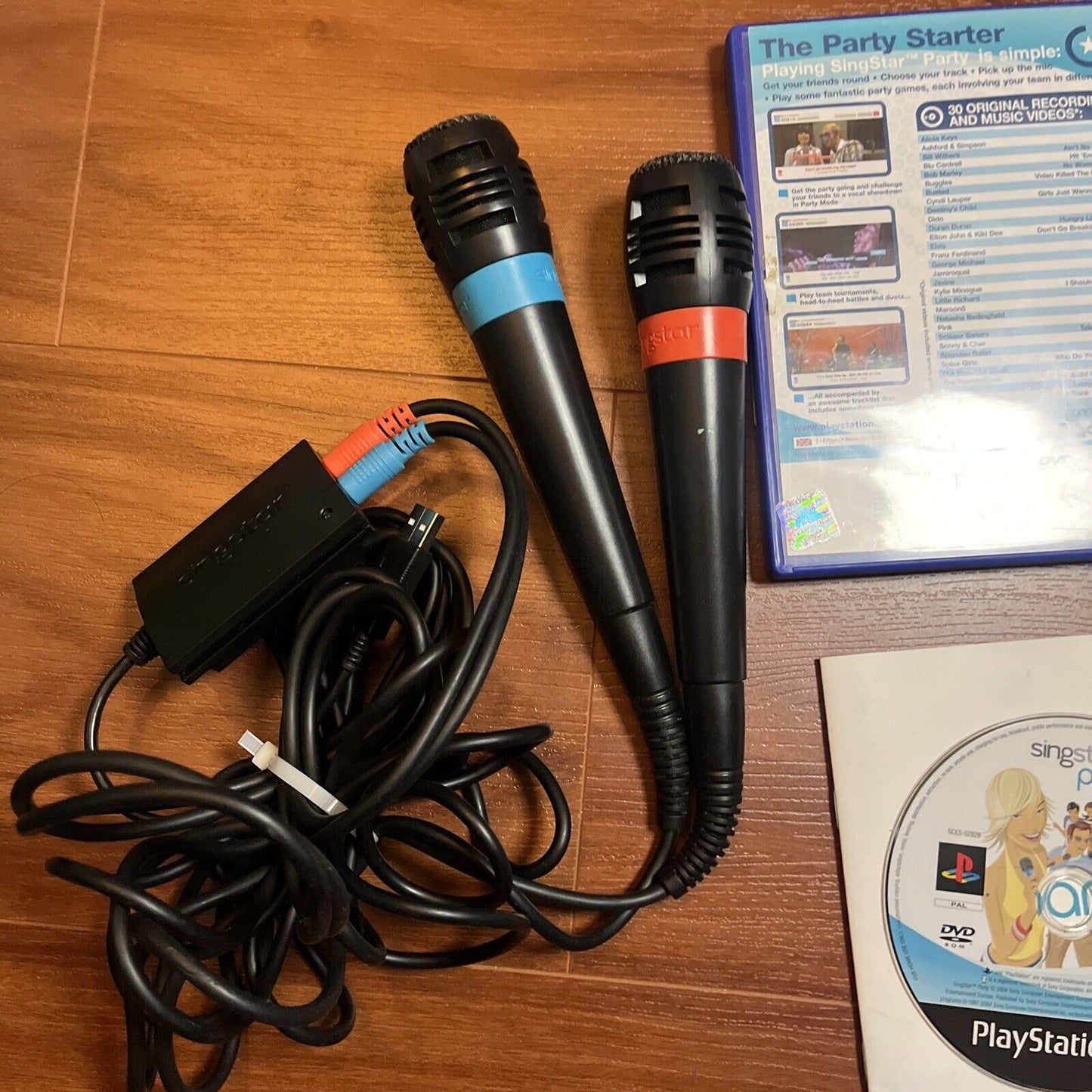 SingStar Party & 2x Singstar Microphones USB Sony Playstation 2 PS2 PAL & Manual