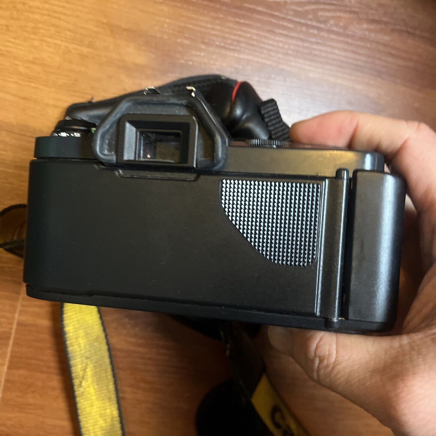 Canon T50 SLR Film Camera & Sigma 1:6.7 Macro Lens *Works ButBroken Battery Lid*