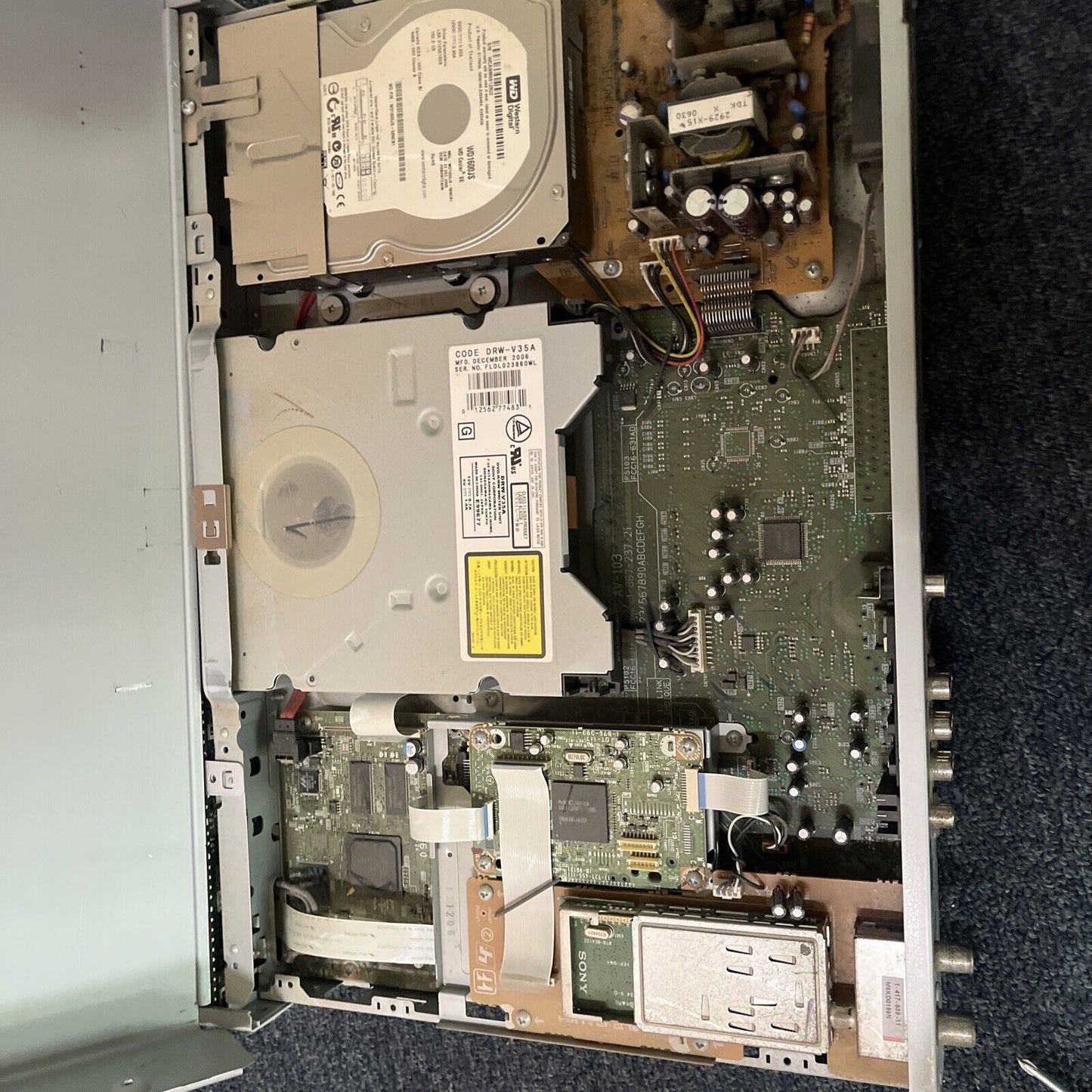 Sony RDR-HXD760 DVD Recorder 160gb HDD DVD+RW/-RW/+R/-R  *No Remote Control*