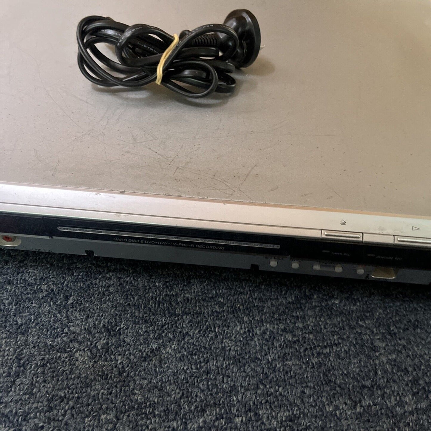 Sony RDR-HXD760 DVD Recorder 160gb HDD DVD+RW/-RW/+R/-R  *No Remote Control*