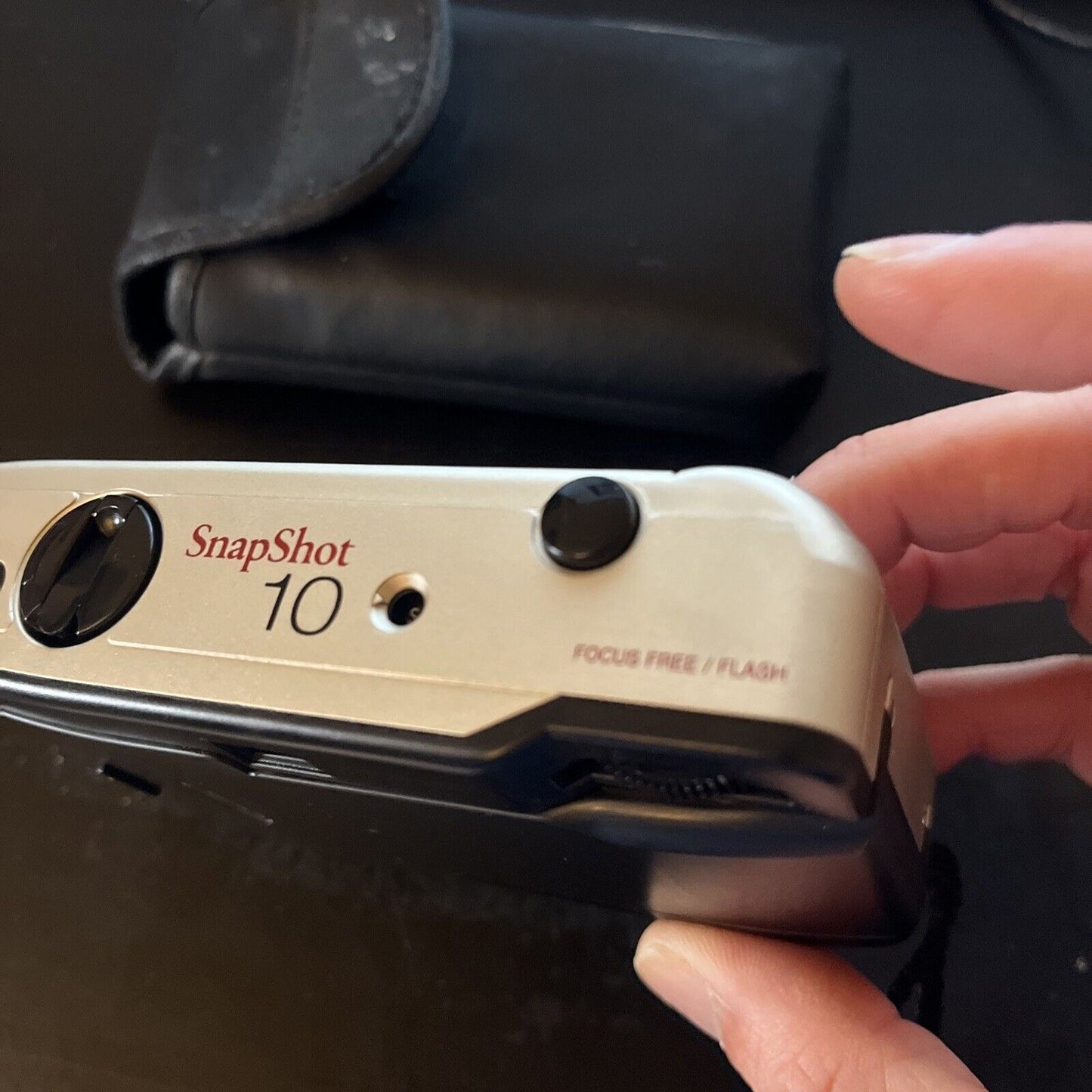 Hanimex SnapShot 10 Patties Pies Film Camera *Battery Lid Broken*