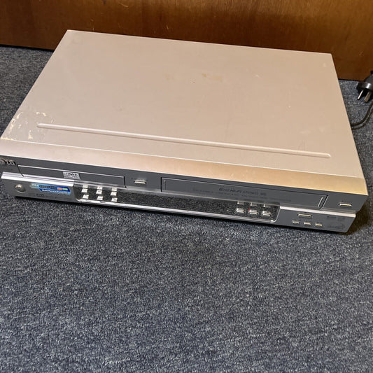 LG V782W DVD VHS Combo Player *Not Working - Parts Or Repair Only*
