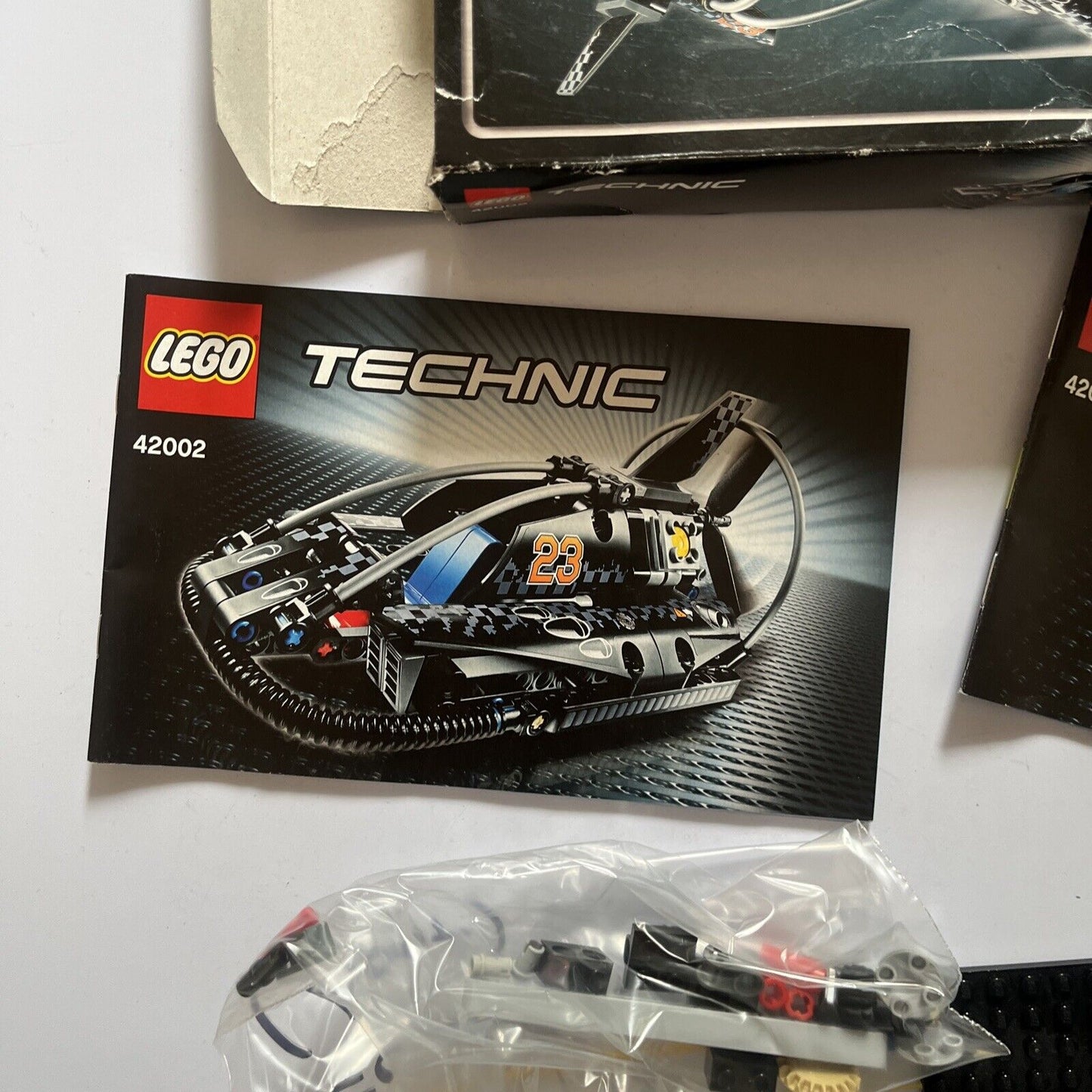 LEGO TECHNIC: Hovercraft (42002) *Box & Manual Only - No Lego Pieces*