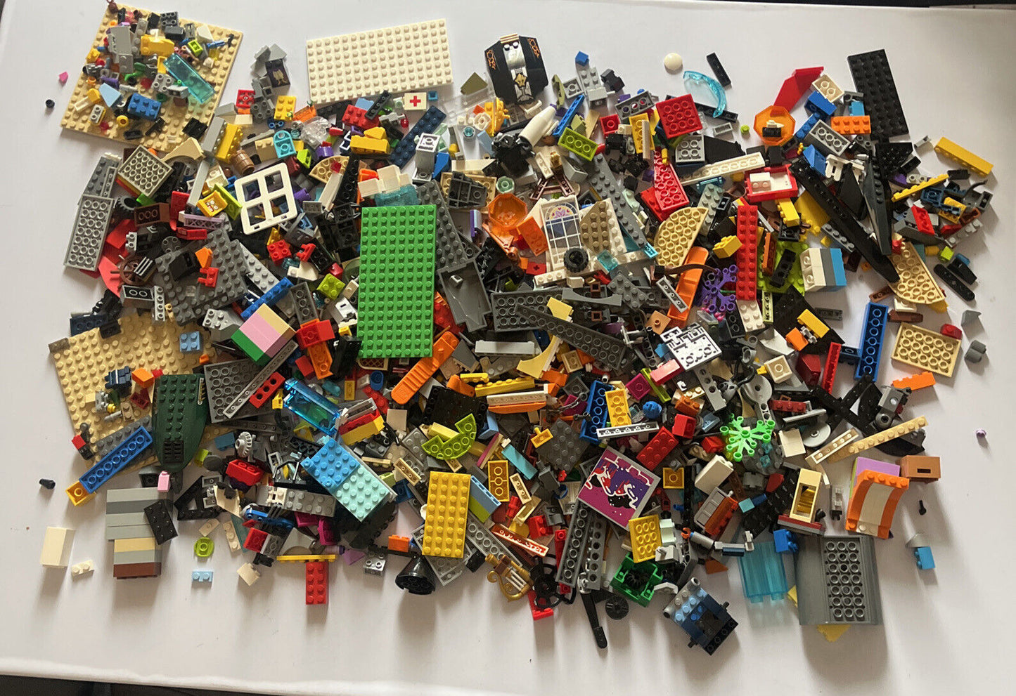 Lego 1.7kg Bulk Lot Friends Bricks