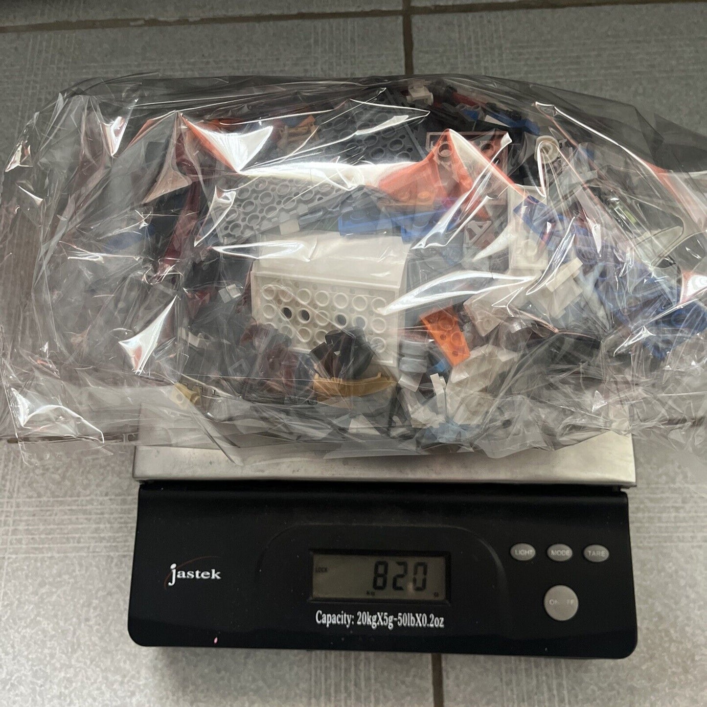 Lego 820g Bulk Set Various Bricks Pieces