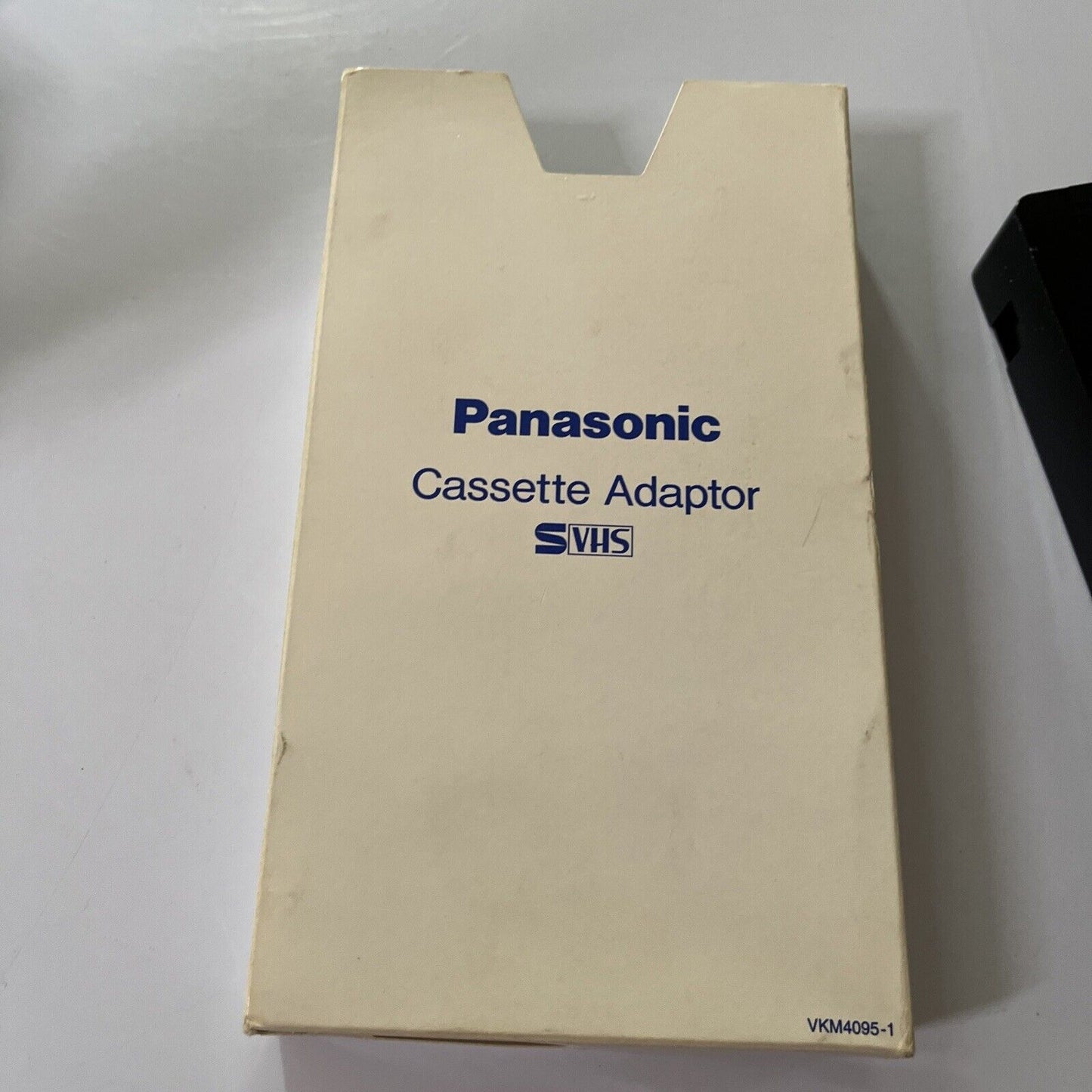 Panasonic Cassette Adaptor SVHC VW-TCA7E - Play SVHC on your VCR VHS