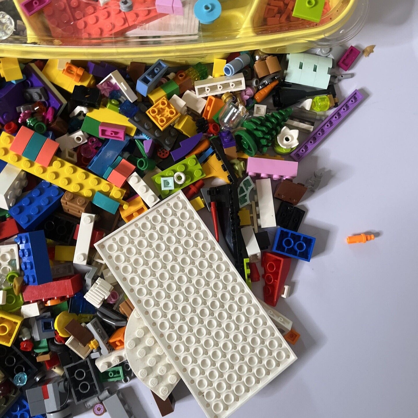 Genuine Official Lego 1.9kg Bulk Lot Bundle Friends Bricks Parts