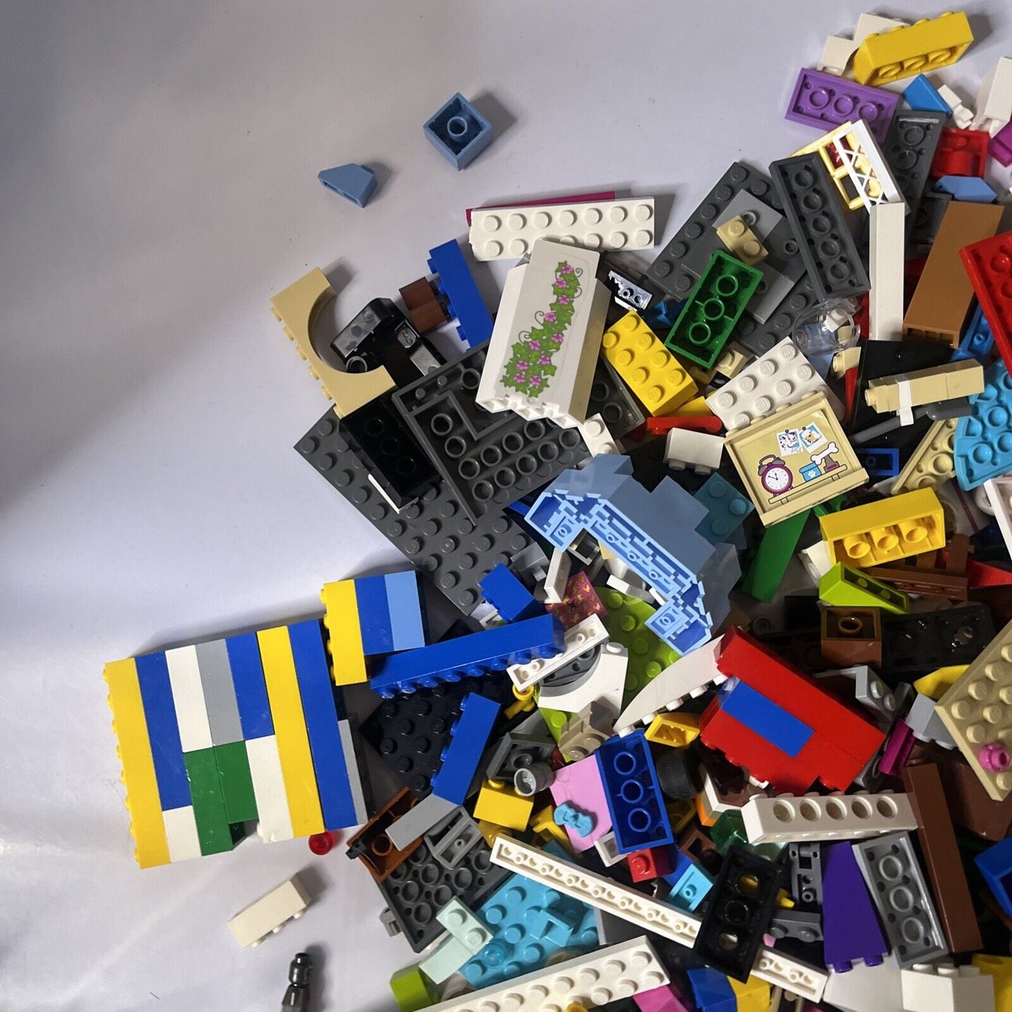 Genuine Official Lego 2kg Bulk Lot Bundle Bricks Parts Friends