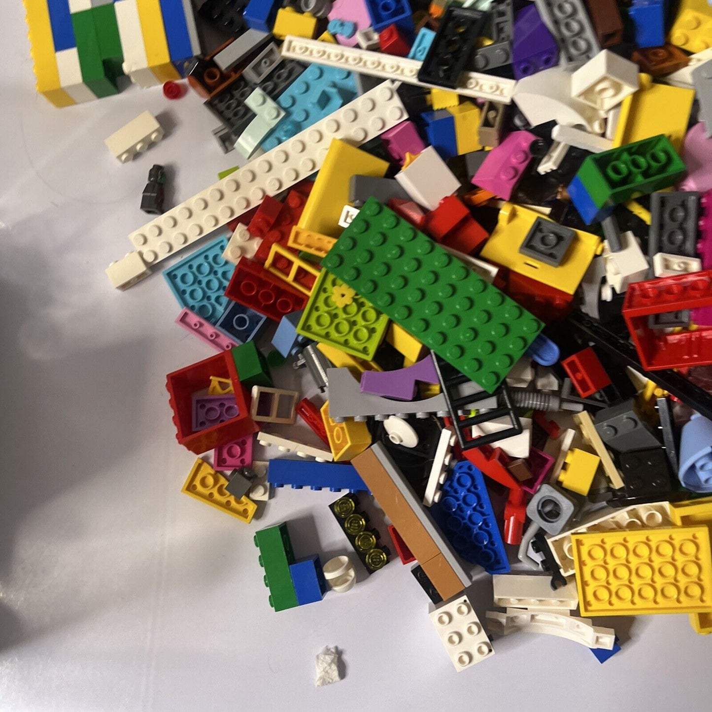 Genuine Official Lego 2kg Bulk Lot Bundle Bricks Parts Friends