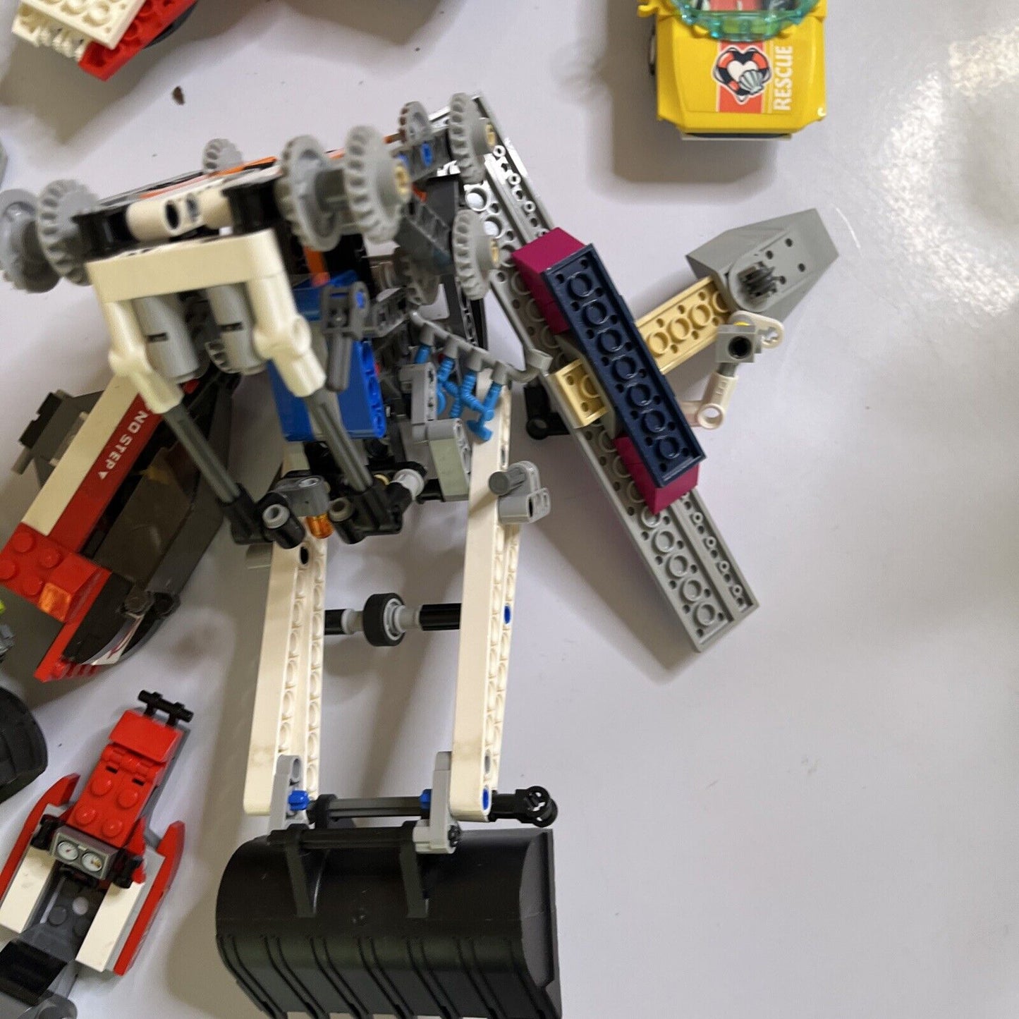 Genuine Authentic Lego 1.3kg Bulk Lot Vehicles Technic Car Space Station