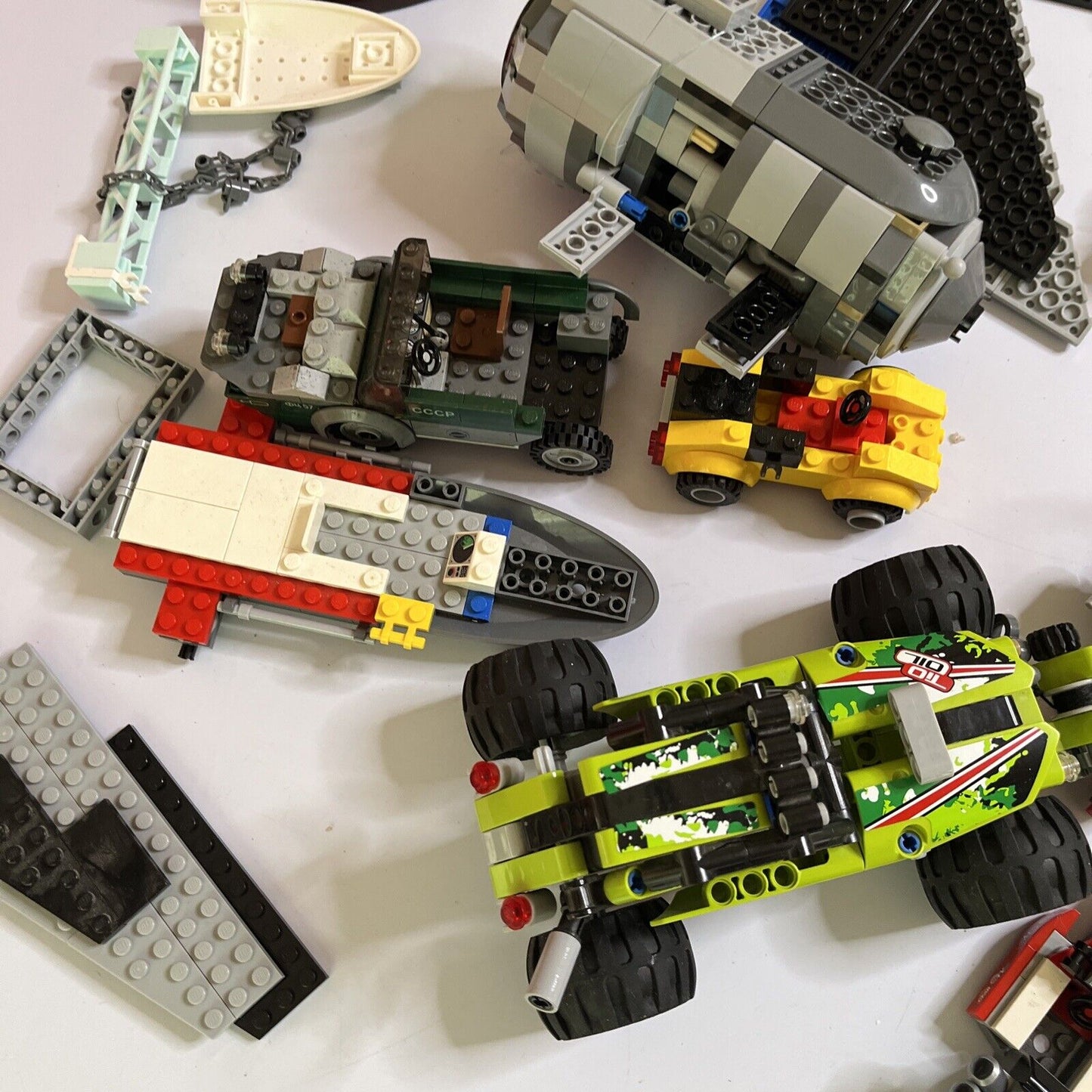Genuine Authentic Lego 1.3kg Bulk Lot Vehicles Technic Car Space Station