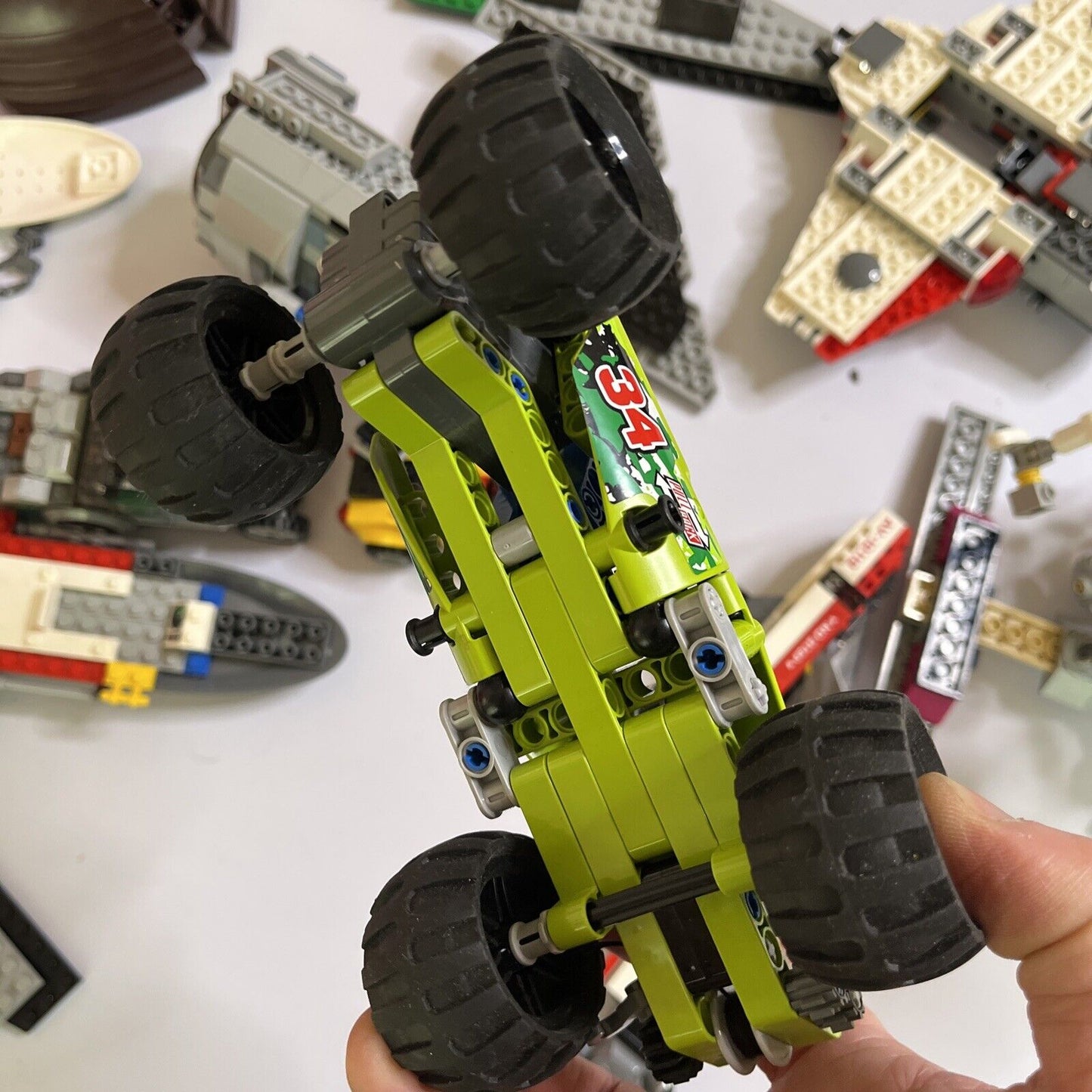 Genuine Authentic Lego 1.3kg Bulk Lot Vehicles Technic Car Space Station