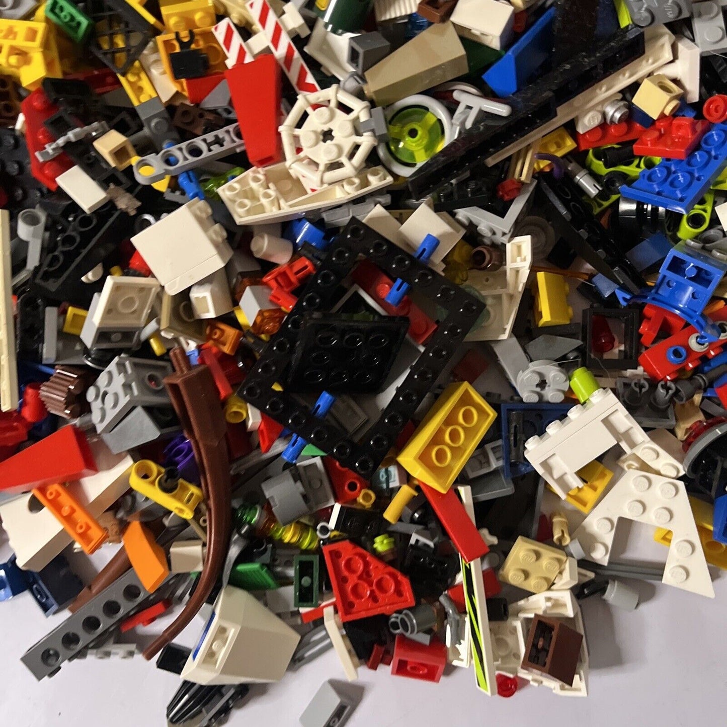 Genuine Official Lego 2.1kg Bulk Lot Bundle Technic Police Bricks Pieces