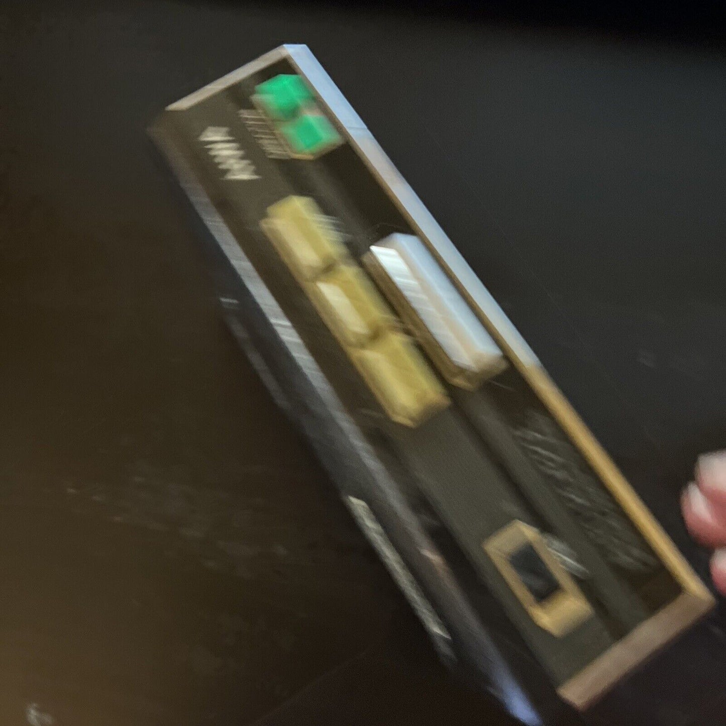 Aiwa Stereo Cassette Player HS-G35 *For Parts Or Repair & Missing Battery Lid*