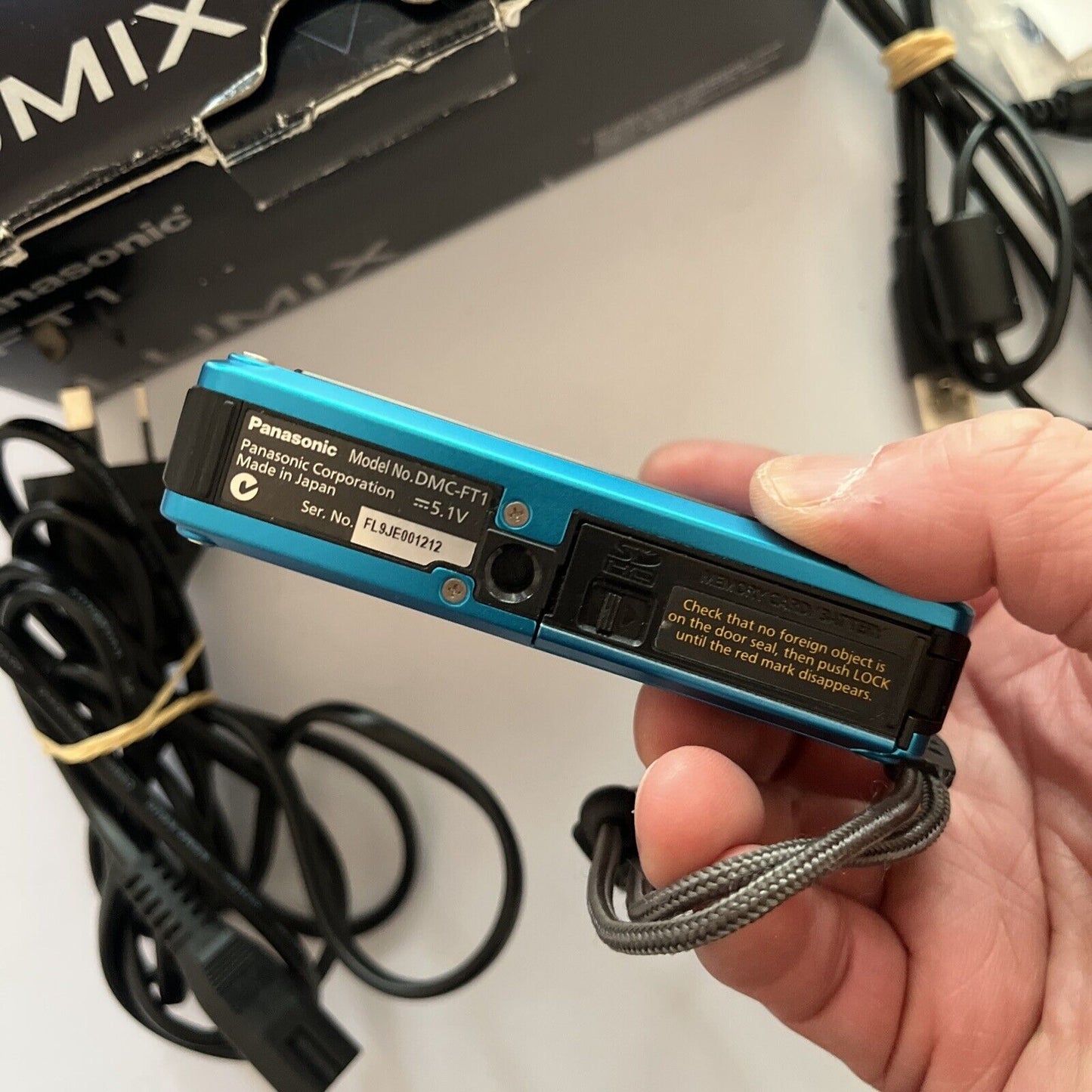 Panasonic Lumix DMC-FT1 12.1 MP Digital Camera Shock & Waterproof Blue