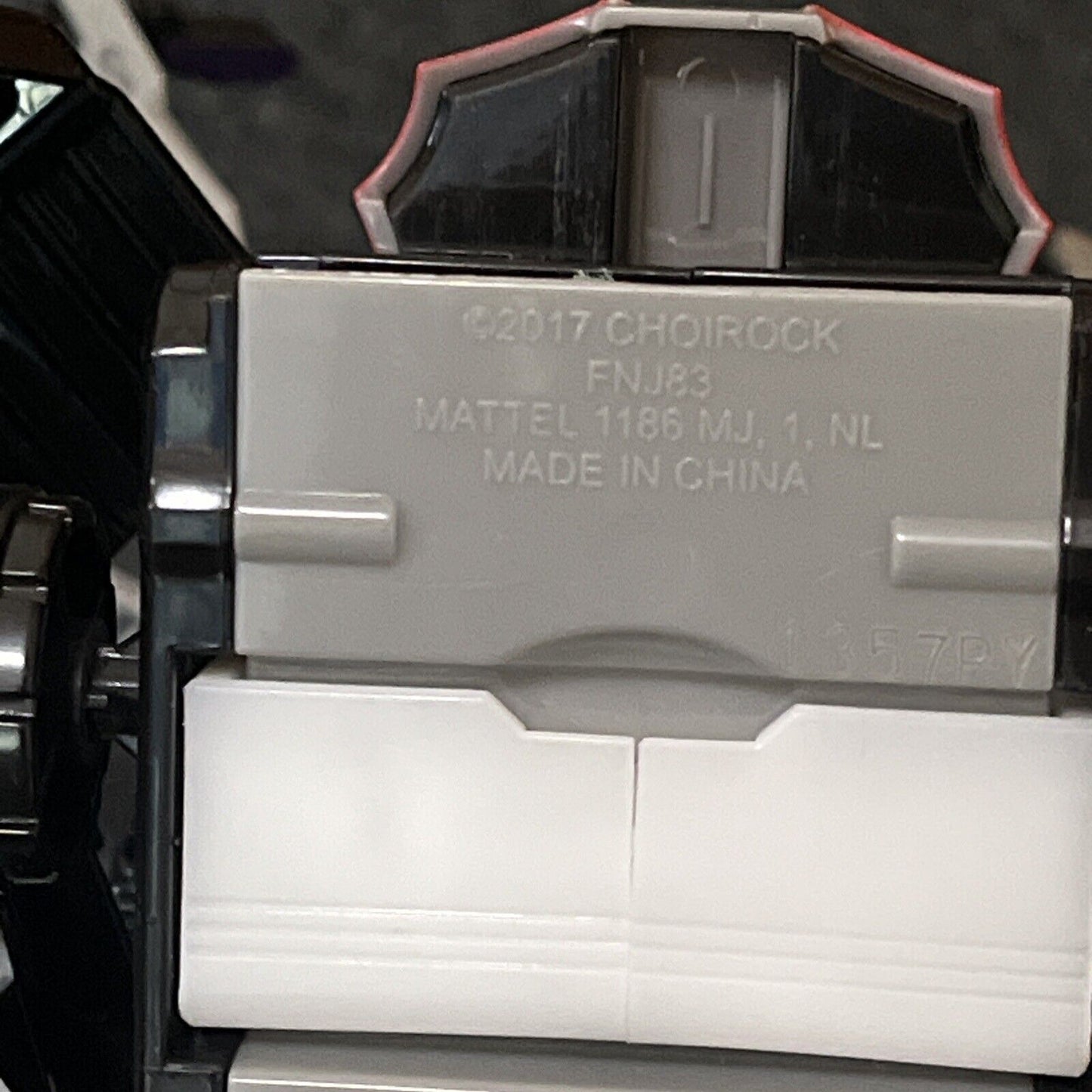 3x Mecard Figures Mega Aractula, Choirock 2017 FNJ83, FNN19, FNM39